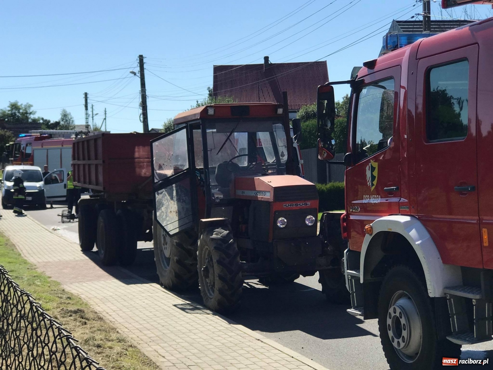 Zdjęcie w galerii na portalu naszraciborz.pl: Komunikat policji w sprawie zdarzenia drogowego w Babicach wiadomości z regionu