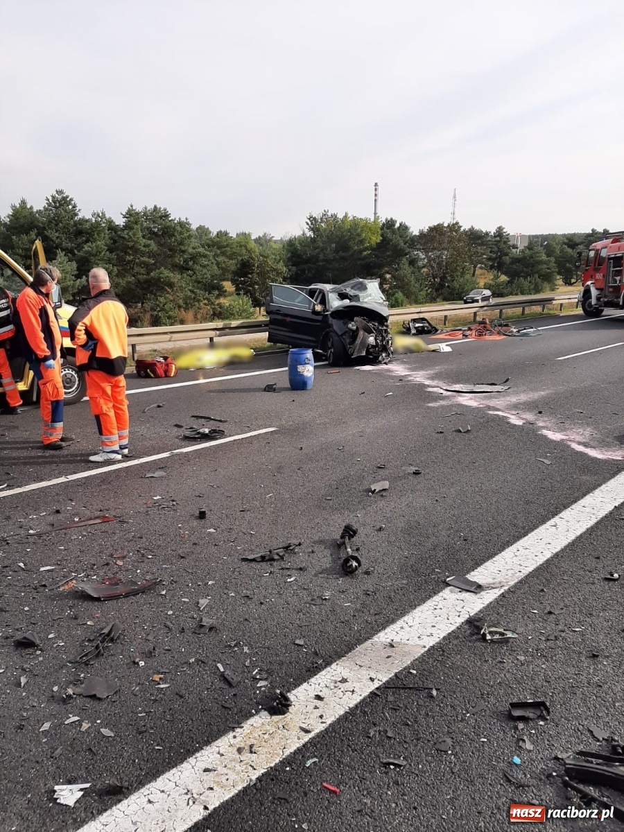Zdjęcie w galerii na portalu naszraciborz.pl: Super Express o tragicznej śmierci raciborzan. Nie żyją matka i jej syn! wiadomości z regionu