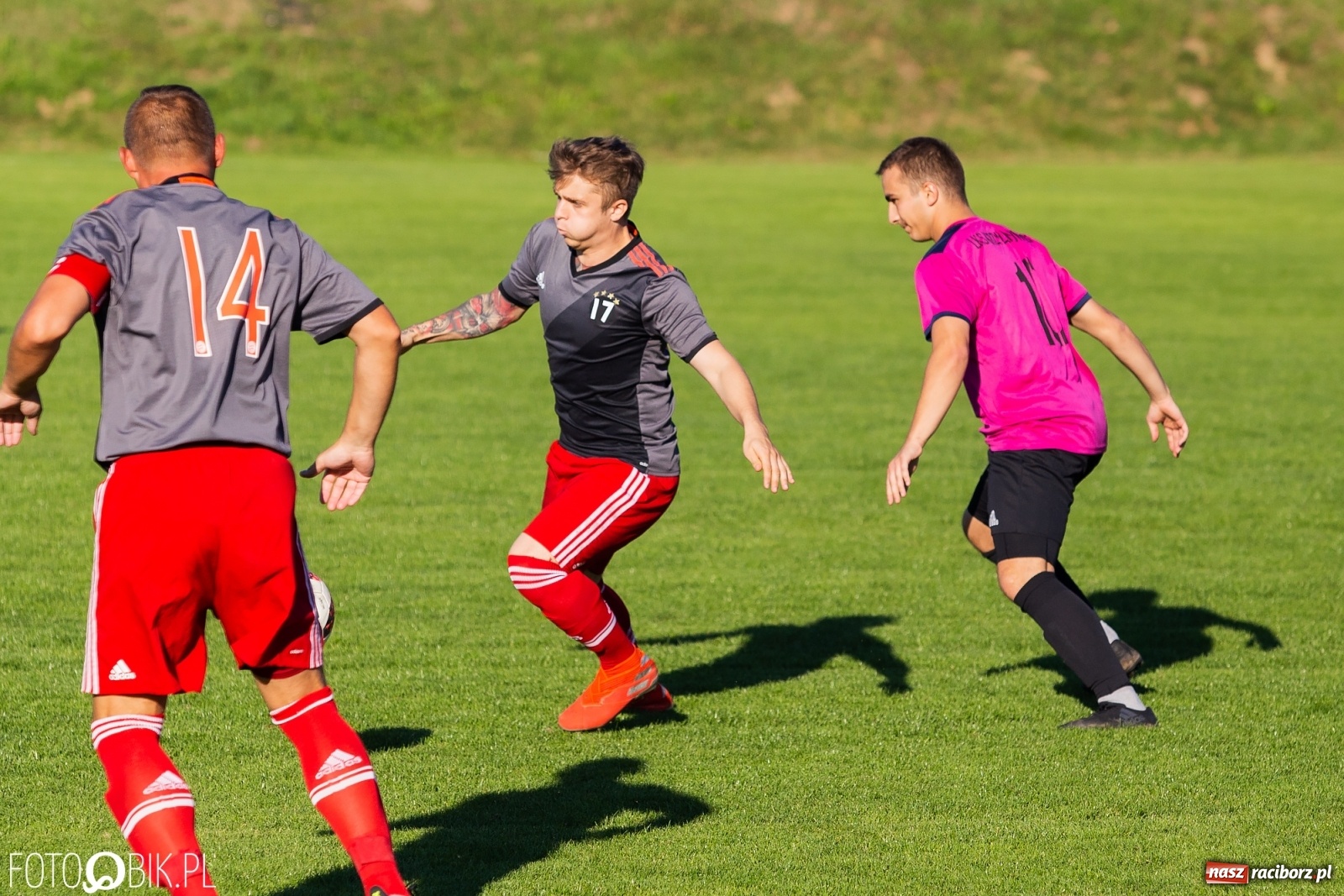 Zdjęcie w galerii na portalu naszraciborz.pl: Puchar Polski. Bez niespodzianki w Raszczycach [FOTO] wiadomości z regionu