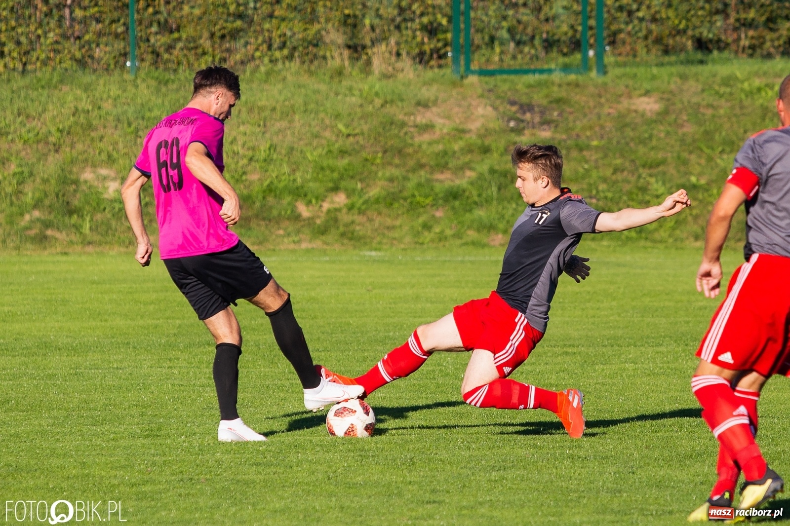 Zdjęcie w galerii na portalu naszraciborz.pl: Puchar Polski. Bez niespodzianki w Raszczycach [FOTO] wiadomości z regionu