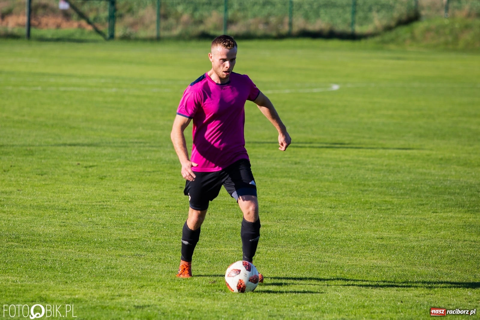 Zdjęcie w galerii na portalu naszraciborz.pl: Puchar Polski. Bez niespodzianki w Raszczycach [FOTO] wiadomości z regionu