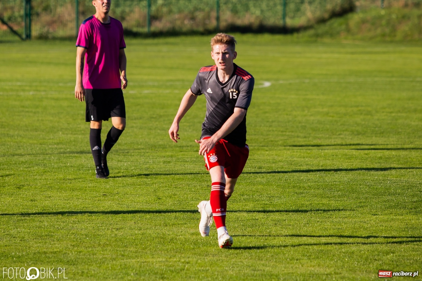 Zdjęcie w galerii na portalu naszraciborz.pl: Puchar Polski. Bez niespodzianki w Raszczycach [FOTO] wiadomości z regionu