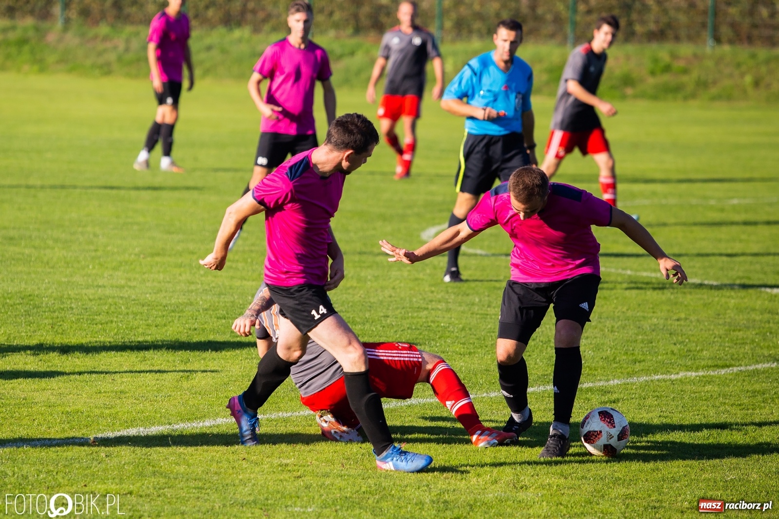 Zdjęcie w galerii na portalu naszraciborz.pl: Puchar Polski. Bez niespodzianki w Raszczycach [FOTO] wiadomości z regionu