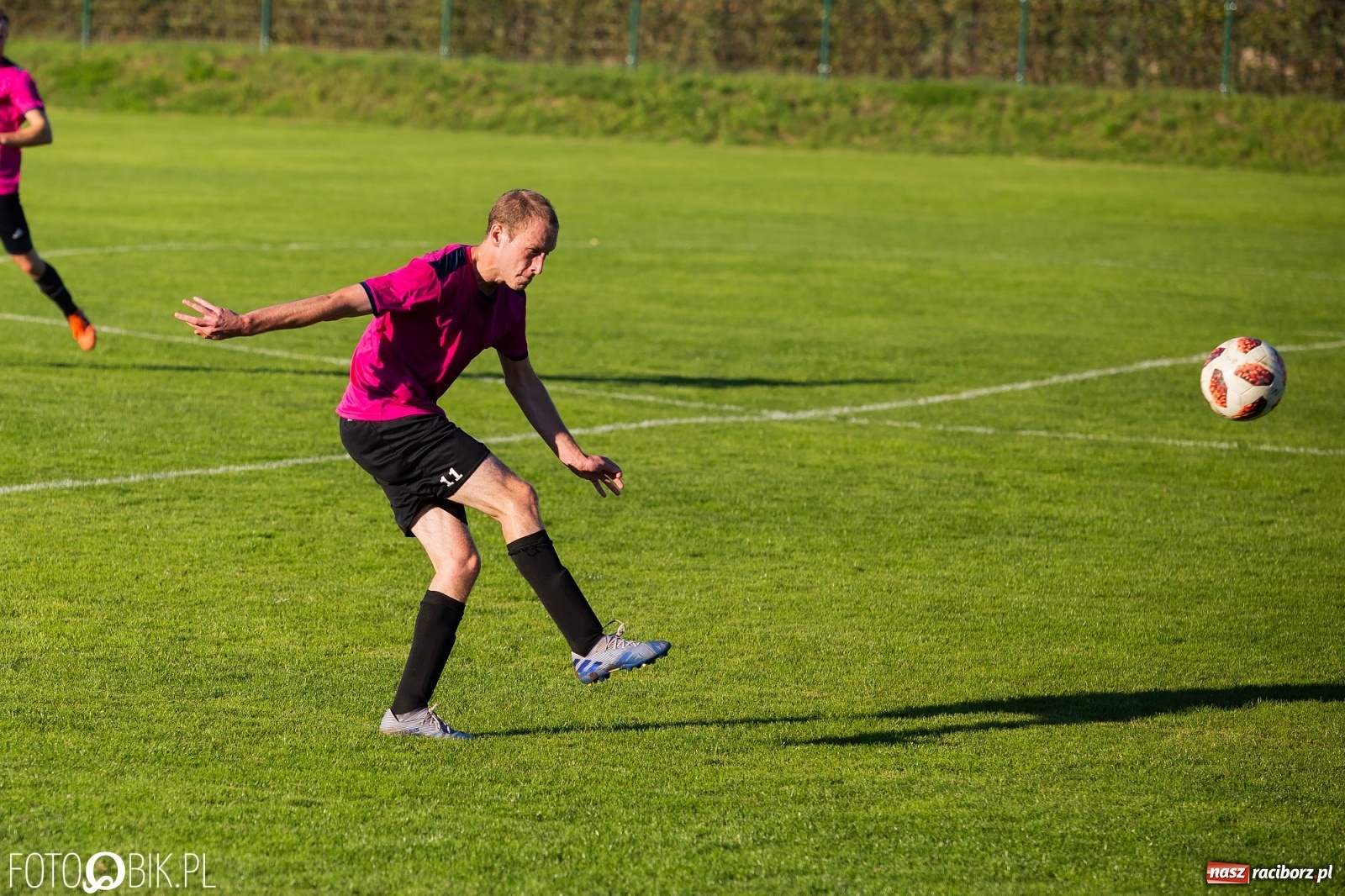 Zdjęcie w galerii na portalu naszraciborz.pl: Puchar Polski. Bez niespodzianki w Raszczycach [FOTO] wiadomości z regionu