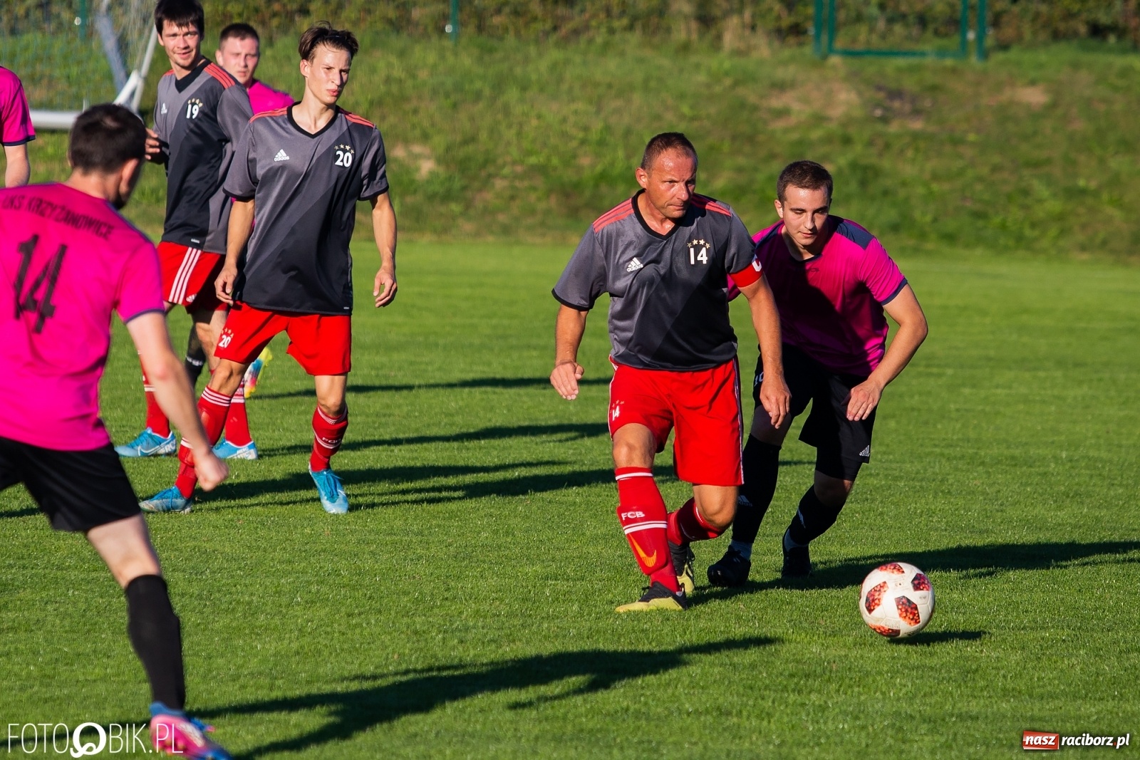 Zdjęcie w galerii na portalu naszraciborz.pl: Puchar Polski. Bez niespodzianki w Raszczycach [FOTO] wiadomości z regionu