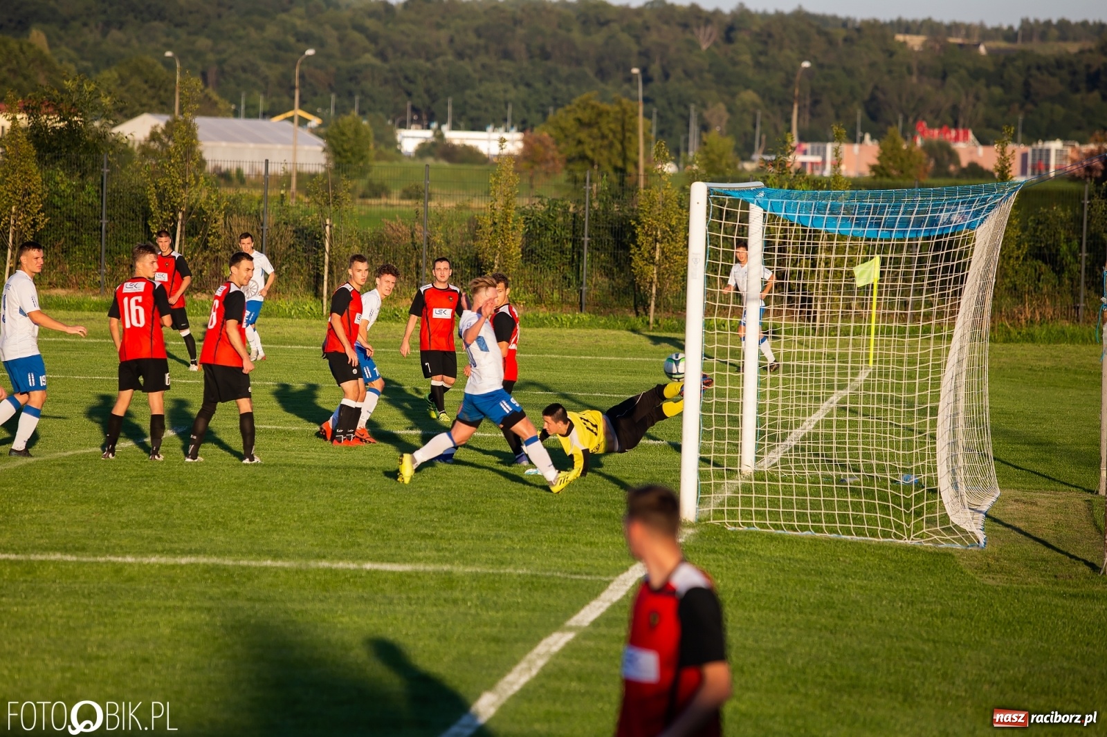 Zdjęcie w galerii na portalu naszraciborz.pl: Pucharowa masakra przy Srebrnej [FOTO] wiadomości z regionu