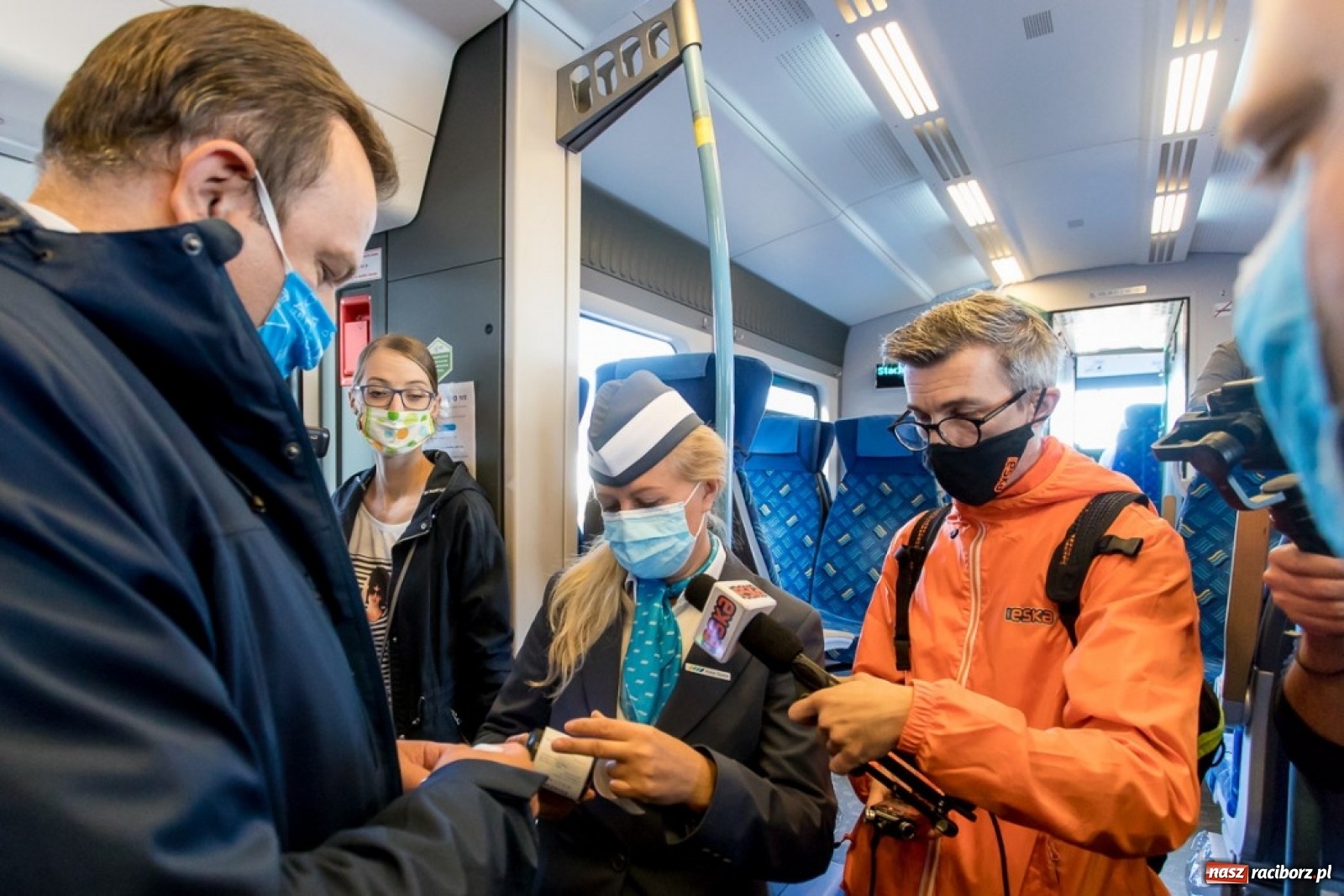 Zdjęcie w galerii na portalu naszraciborz.pl: W Kolejach Śląskich zapłacisz kartą lub BLIKiem  wiadomości z regionu