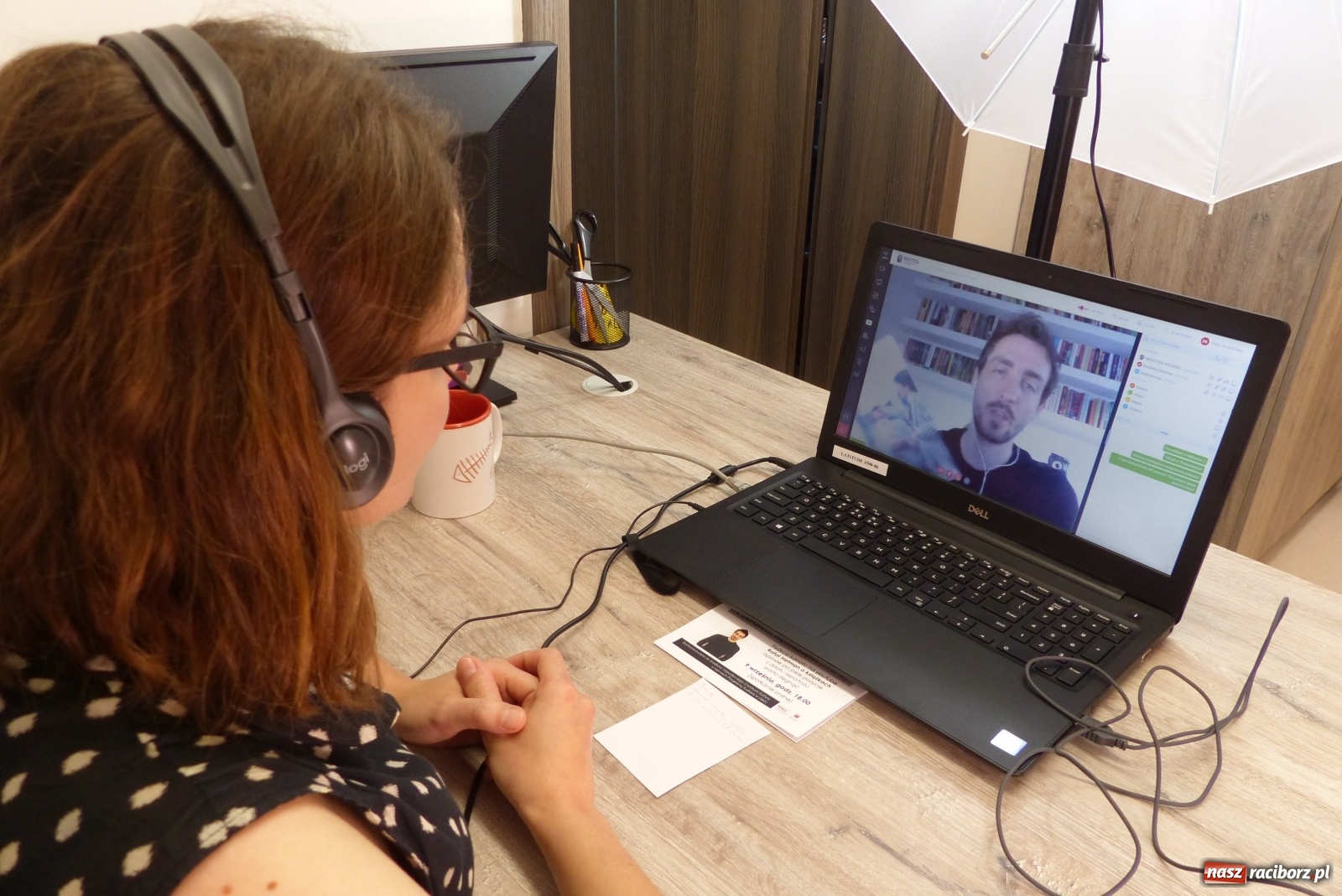 Zdjęcie w galerii na portalu naszraciborz.pl: Rafał Hetman o reportażach. Spotkanie online w bibliotece [WIDEO] wiadomości z regionu