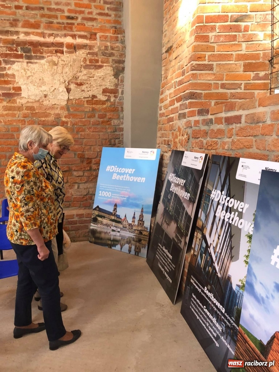 Zdjęcie w galerii na portalu naszraciborz.pl: Dzień Seniora w Tworkowie  wiadomości z regionu