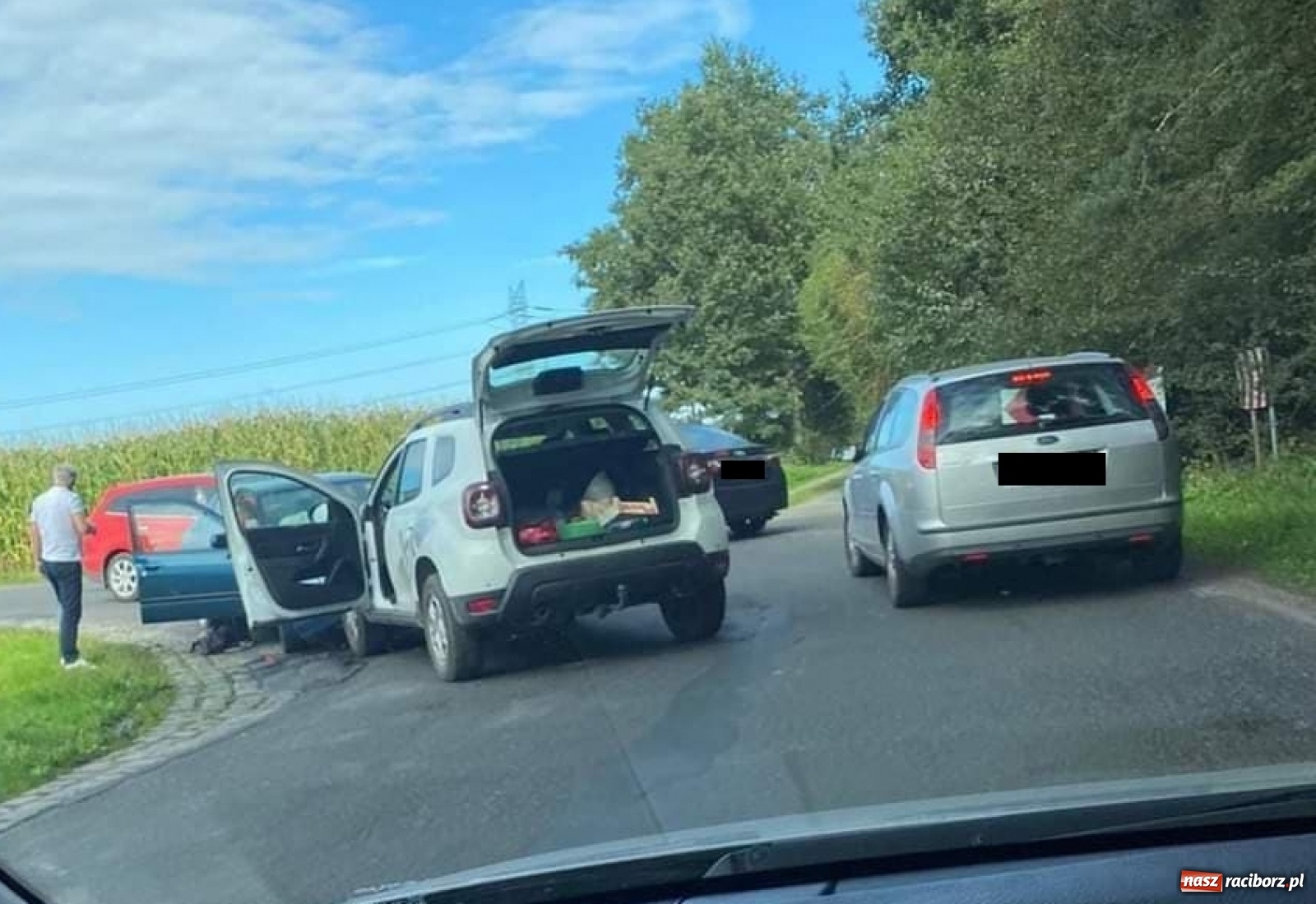 Zdjęcie w galerii na portalu naszraciborz.pl: Droga z Obory do Markowic. Tak się kończy ścinanie zakrętu [FOTO]  wiadomości z regionu