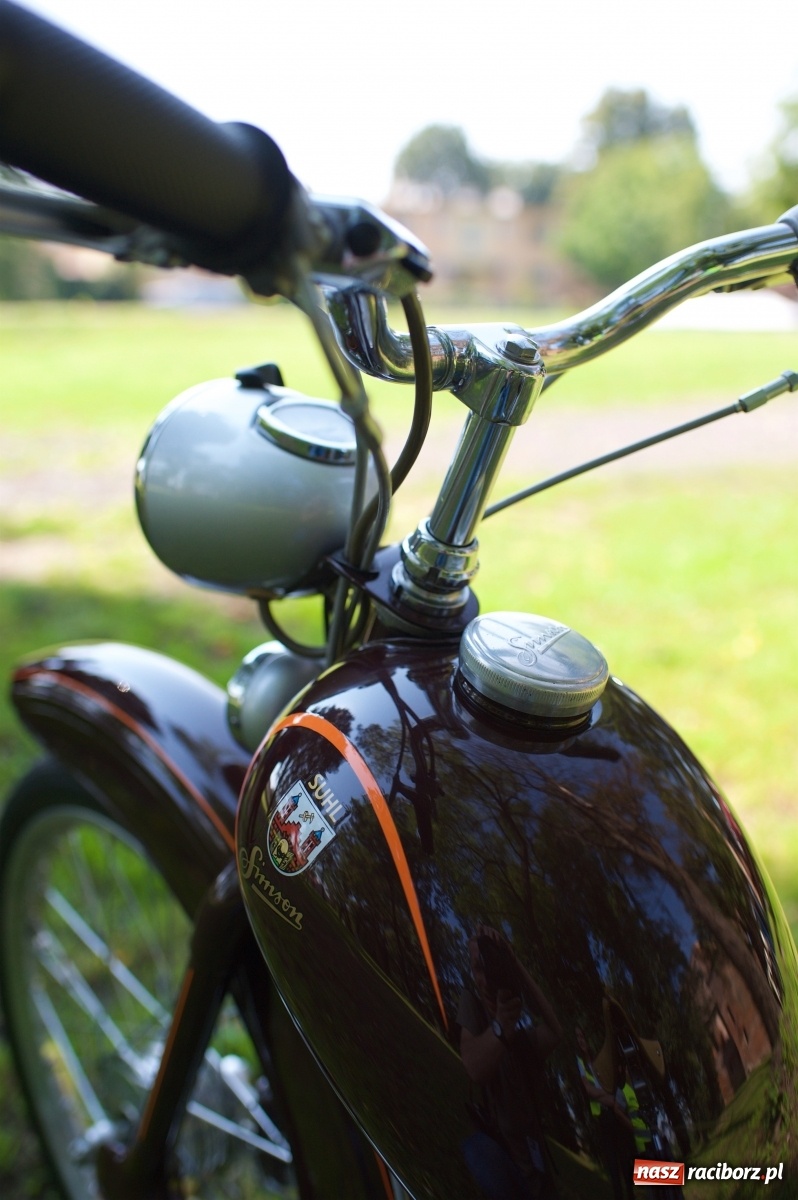 Zdjęcie w galerii na portalu naszraciborz.pl: Rajd Pruski dotarł do zamku w Tworkowie  wiadomości z regionu