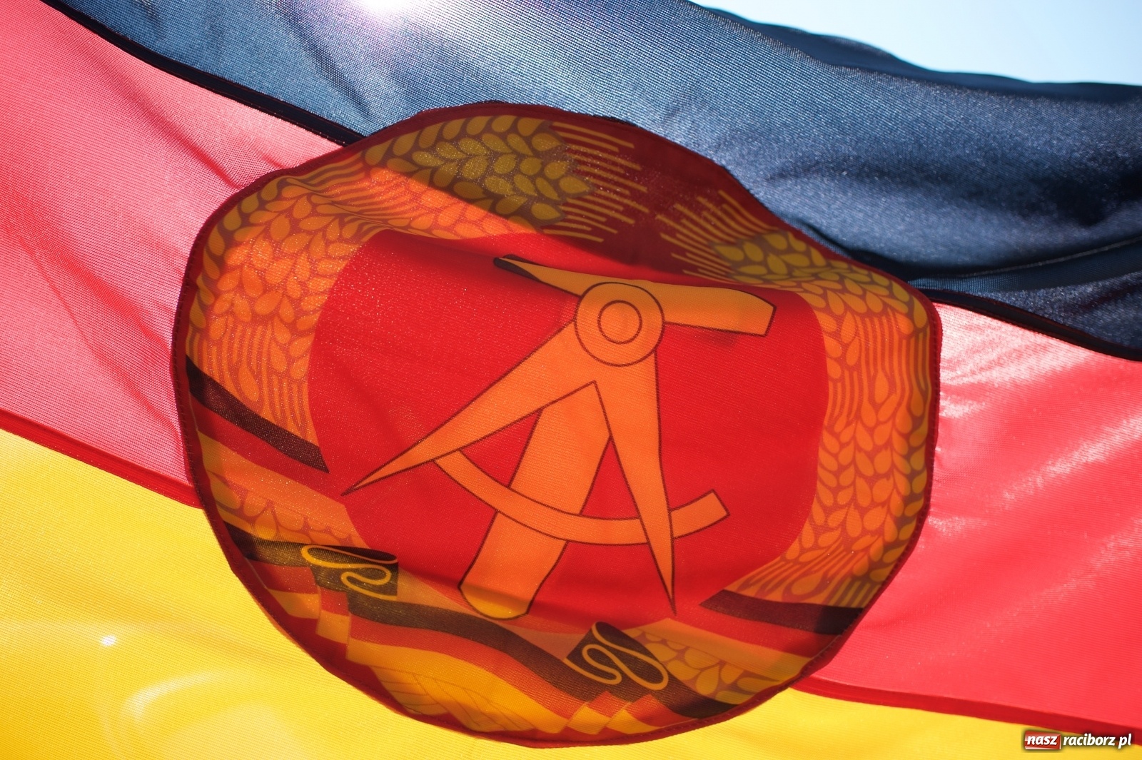 Zdjęcie w galerii na portalu naszraciborz.pl: Rajd Pruski dotarł do zamku w Tworkowie  wiadomości z regionu