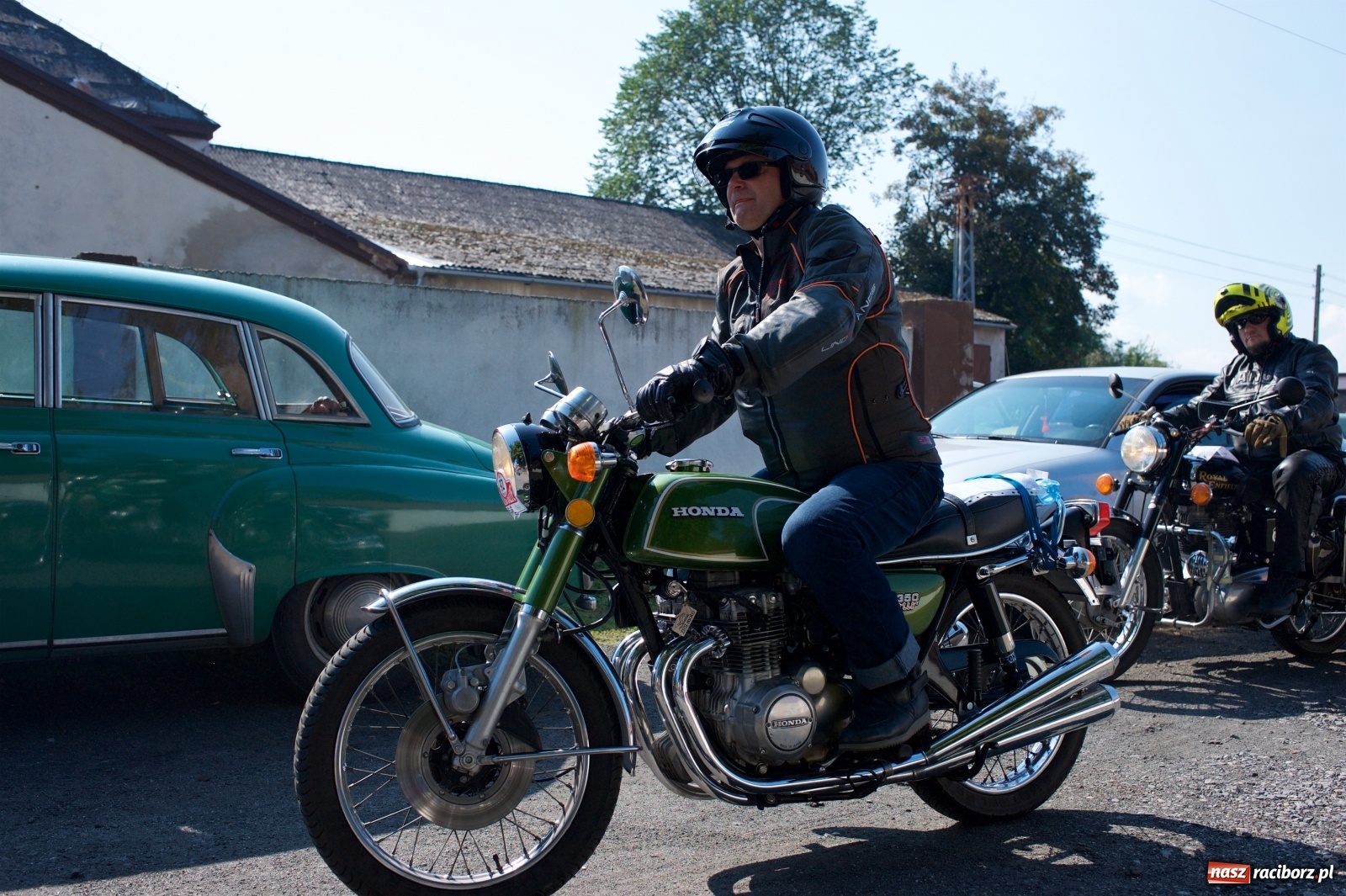 Zdjęcie w galerii na portalu naszraciborz.pl: Rajd Pruski dotarł do zamku w Tworkowie  wiadomości z regionu