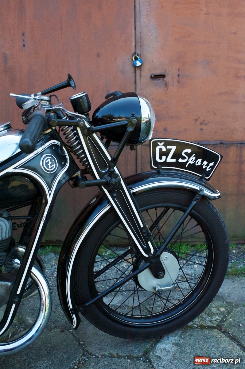 Zdjęcie w galerii na portalu naszraciborz.pl: Rajd Pruski dotarł do zamku w Tworkowie  wiadomości z regionu