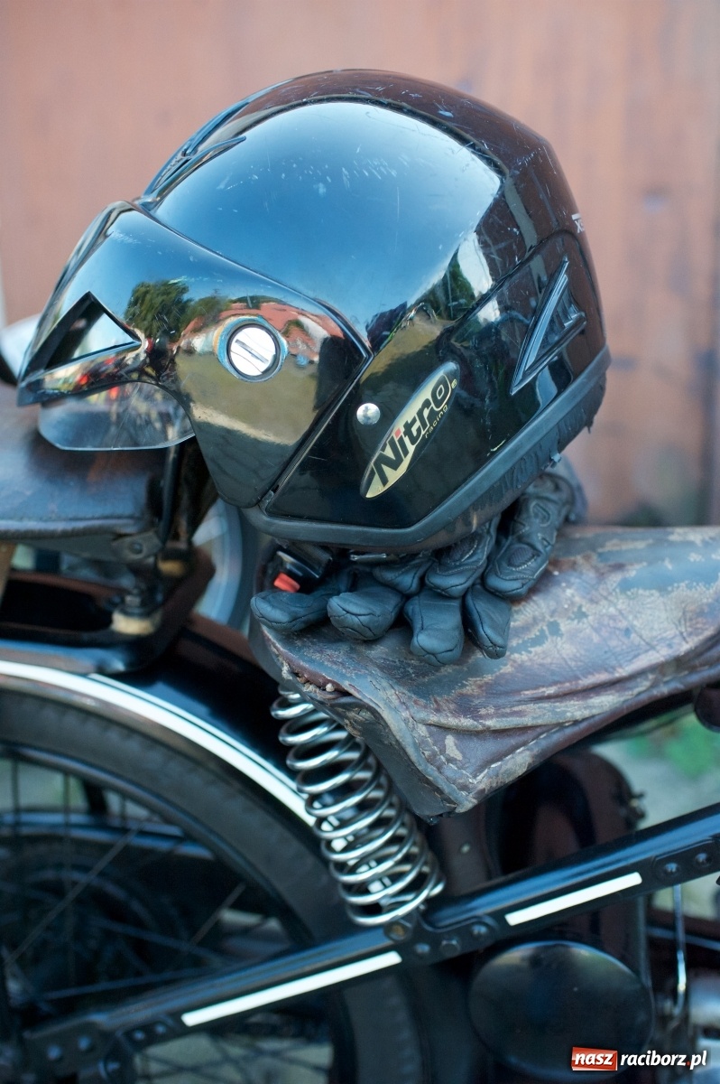 Zdjęcie w galerii na portalu naszraciborz.pl: Rajd Pruski dotarł do zamku w Tworkowie  wiadomości z regionu