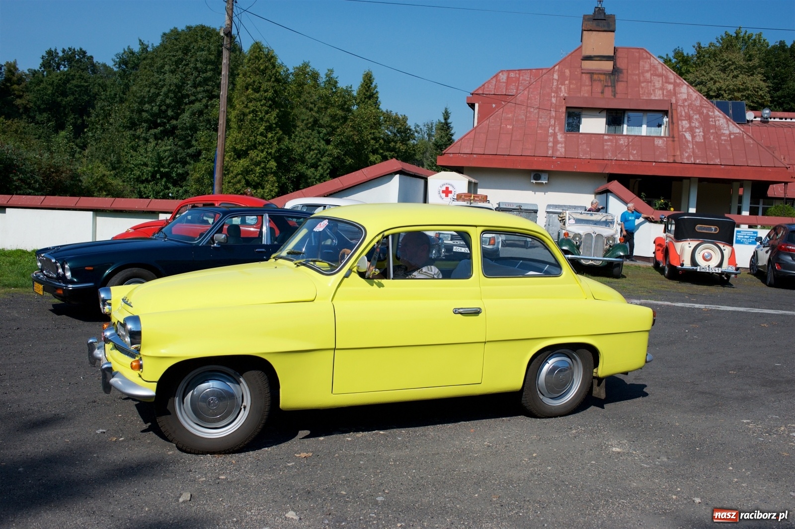 Zdjęcie w galerii na portalu naszraciborz.pl: Rajd Pruski dotarł do zamku w Tworkowie  wiadomości z regionu