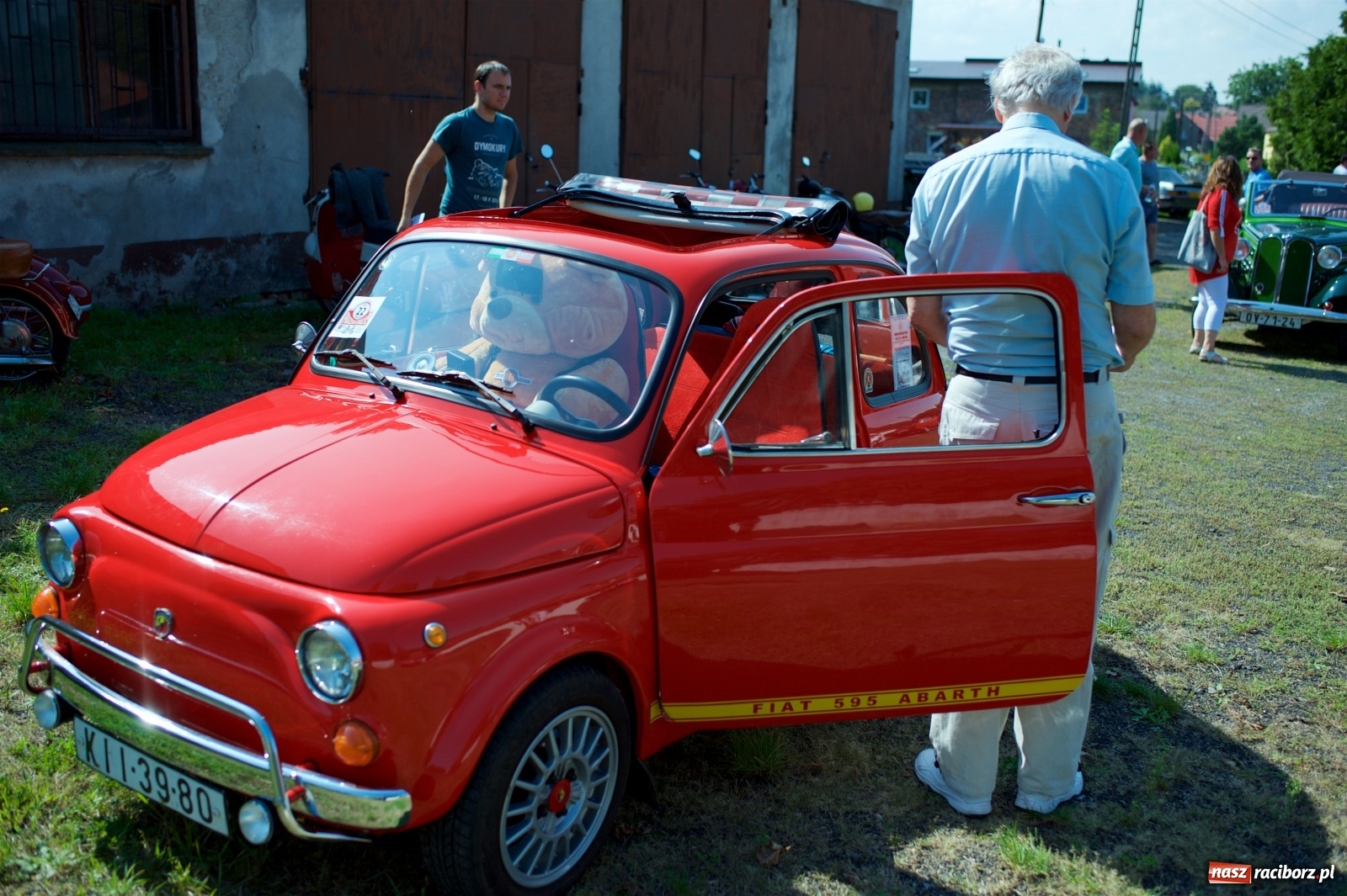 Zdjęcie w galerii na portalu naszraciborz.pl: Rajd Pruski dotarł do zamku w Tworkowie  wiadomości z regionu