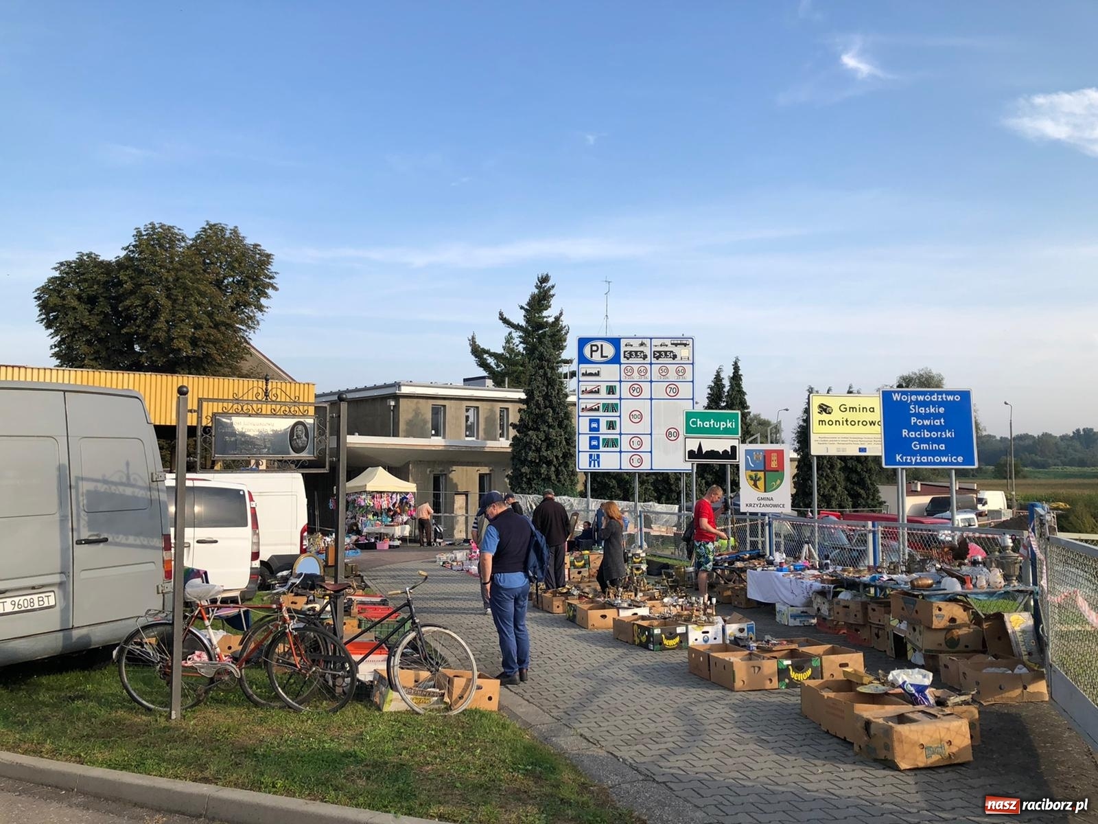 Zdjęcie w galerii na portalu naszraciborz.pl: Ruszył Jarmark na Granicy w Chałupkach  wiadomości z regionu