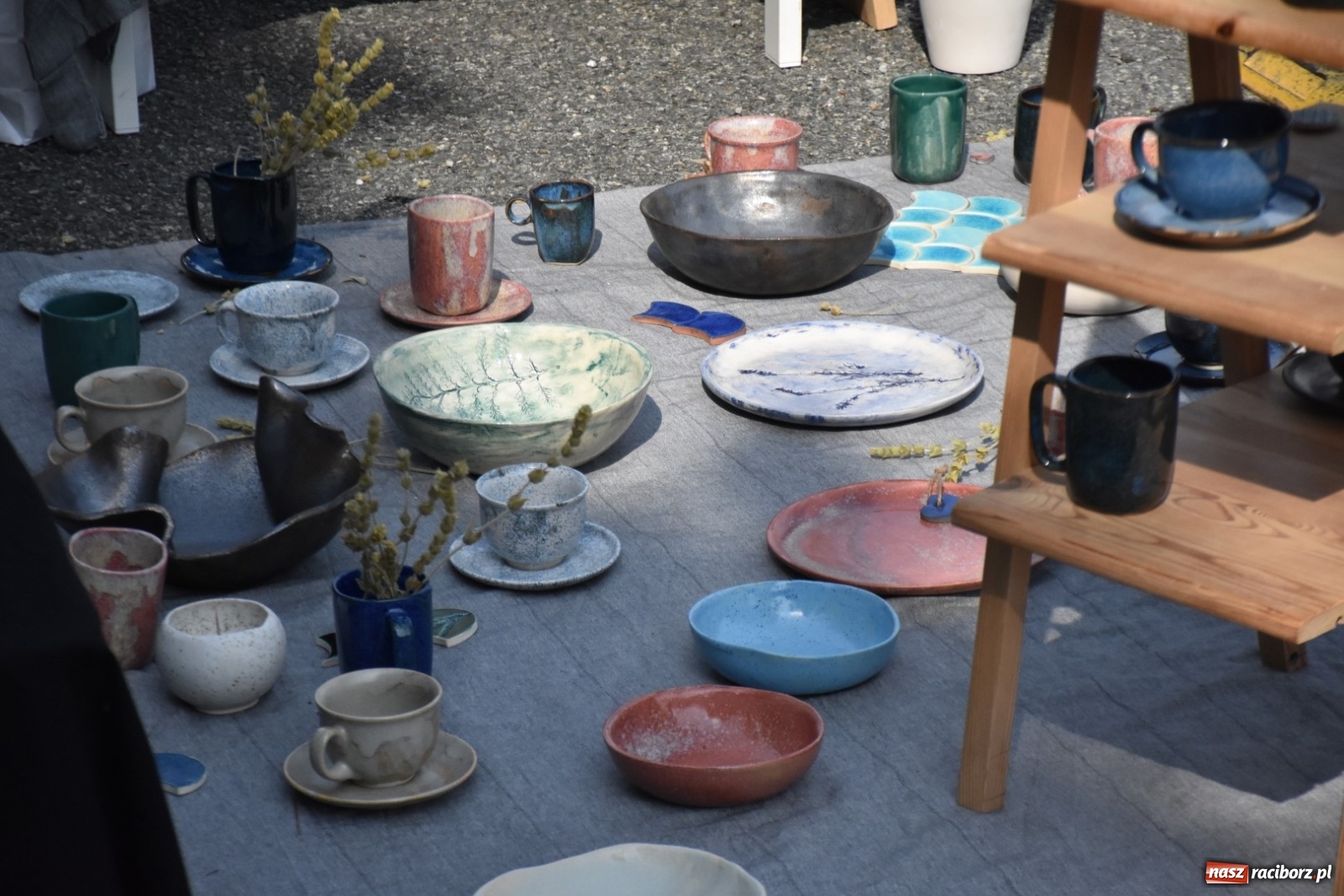 Zdjęcie w galerii na portalu naszraciborz.pl: Ruszył Jarmark na Granicy w Chałupkach  wiadomości z regionu