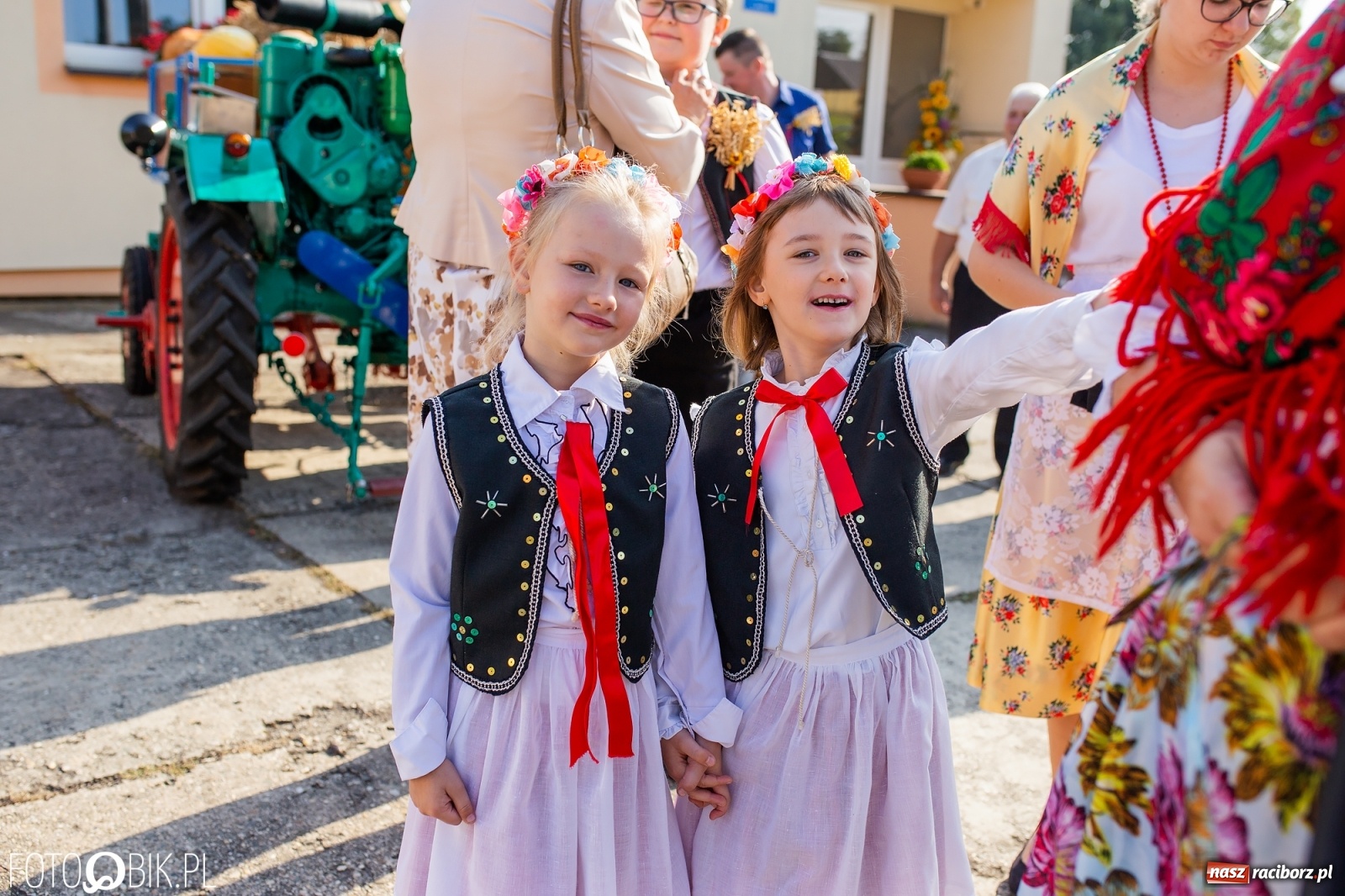 Zdjęcie w galerii na portalu naszraciborz.pl: Dożynki w parafii Łubowice. Korowód wyruszył z Ligoty Książęcej wiadomości z regionu