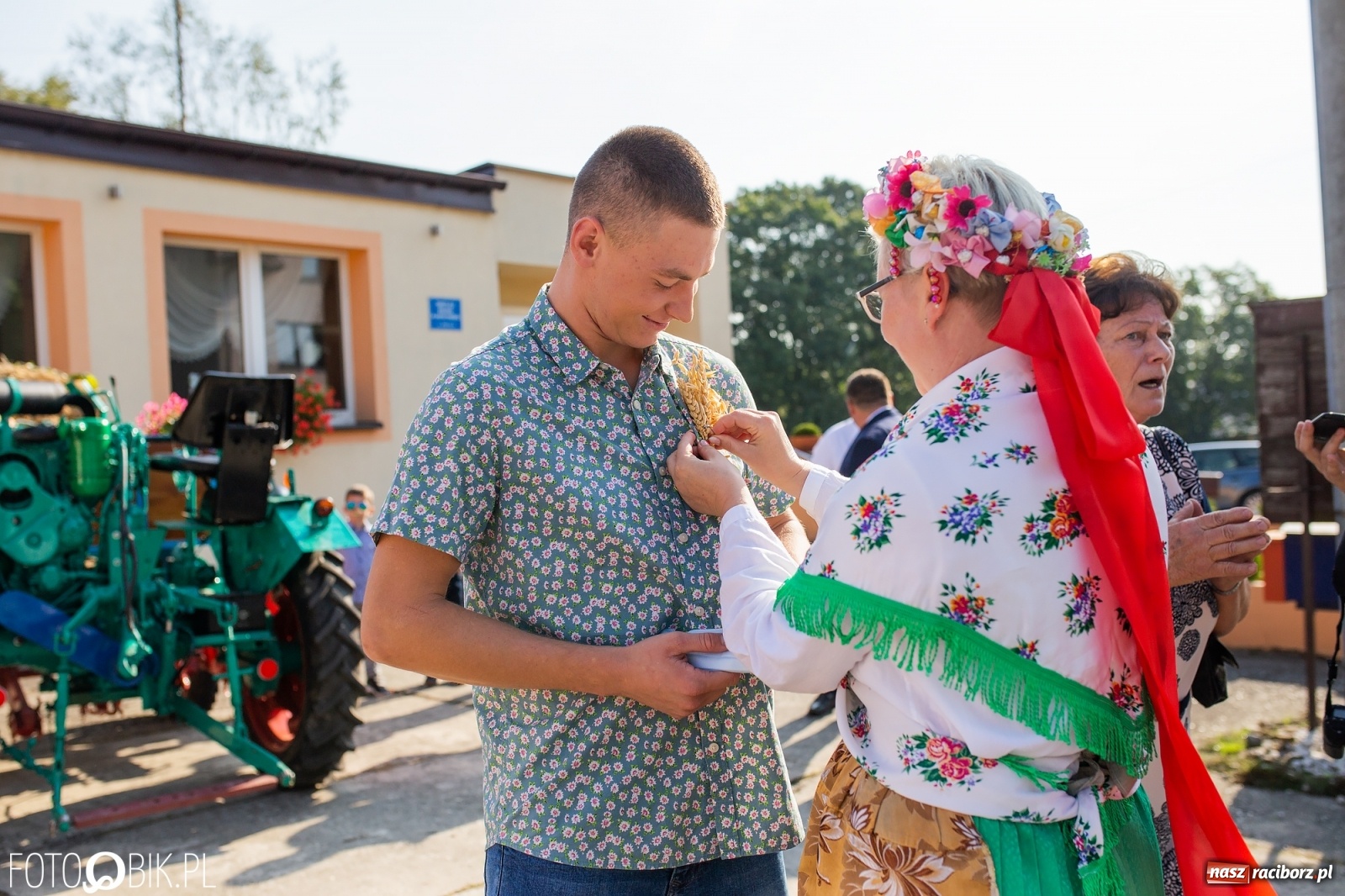Zdjęcie w galerii na portalu naszraciborz.pl: Dożynki w parafii Łubowice. Korowód wyruszył z Ligoty Książęcej wiadomości z regionu