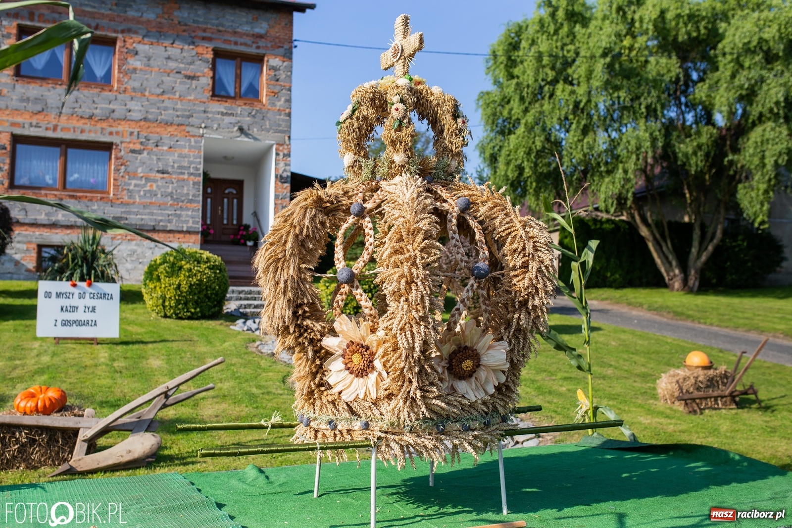 Zdjęcie w galerii na portalu naszraciborz.pl: Dożynki w parafii Łubowice. Korowód wyruszył z Ligoty Książęcej wiadomości z regionu