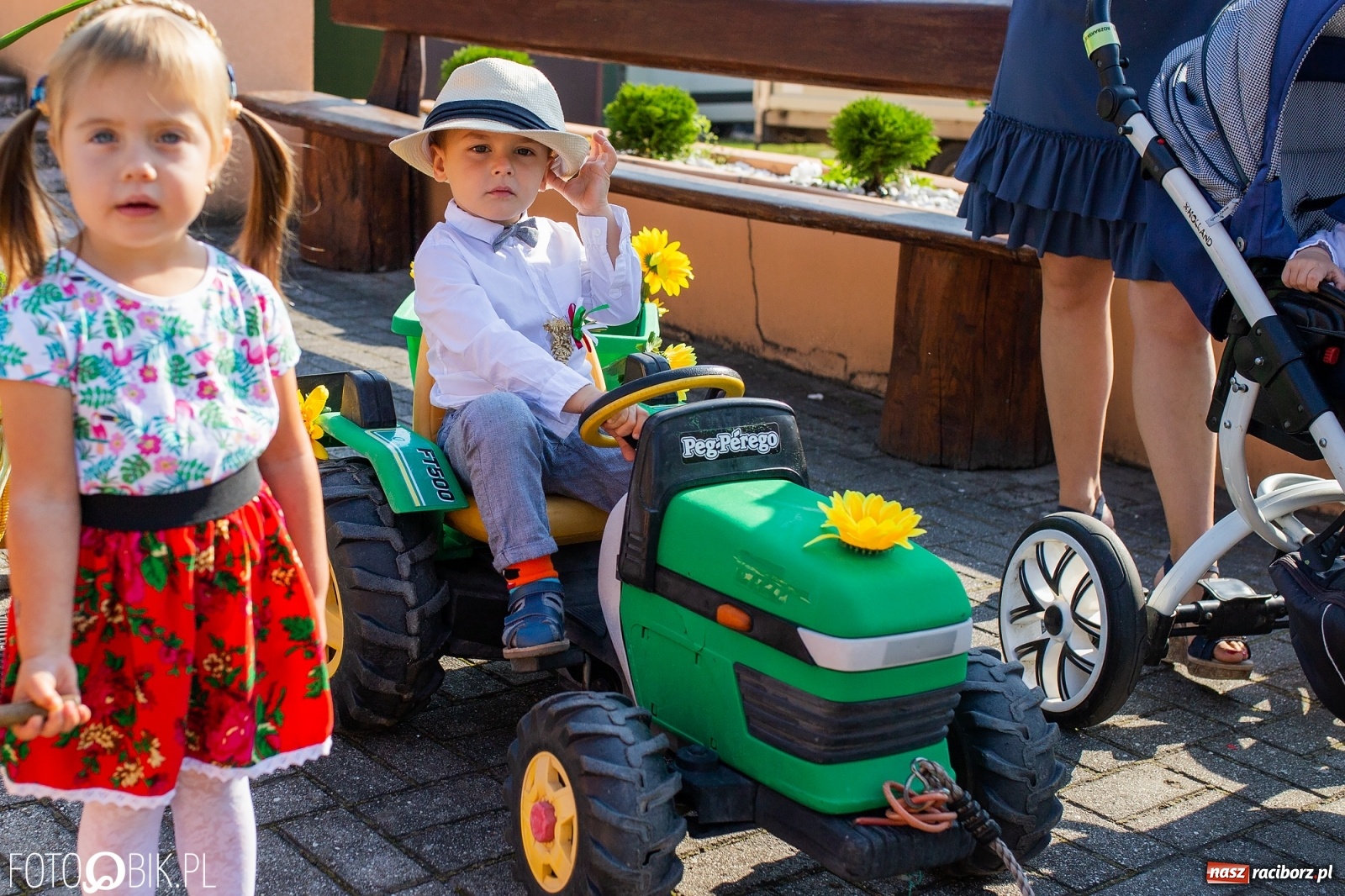 Zdjęcie w galerii na portalu naszraciborz.pl: Dożynki w parafii Łubowice. Korowód wyruszył z Ligoty Książęcej wiadomości z regionu