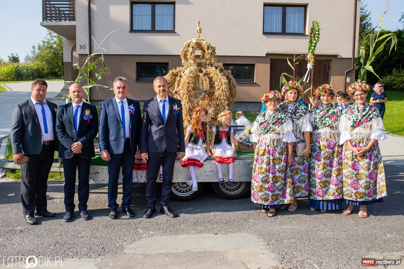 Zdjęcie w galerii na portalu naszraciborz.pl: Dożynki w parafii Łubowice. Korowód wyruszył z Ligoty Książęcej wiadomości z regionu