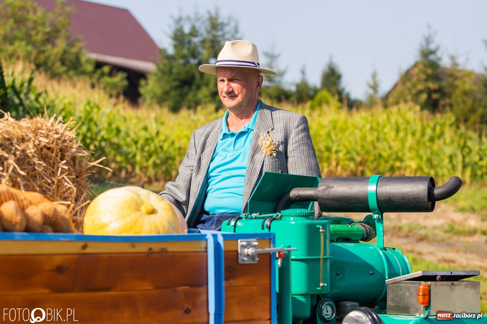 Zdjęcie w galerii na portalu naszraciborz.pl: Dożynki w parafii Łubowice. Korowód wyruszył z Ligoty Książęcej wiadomości z regionu
