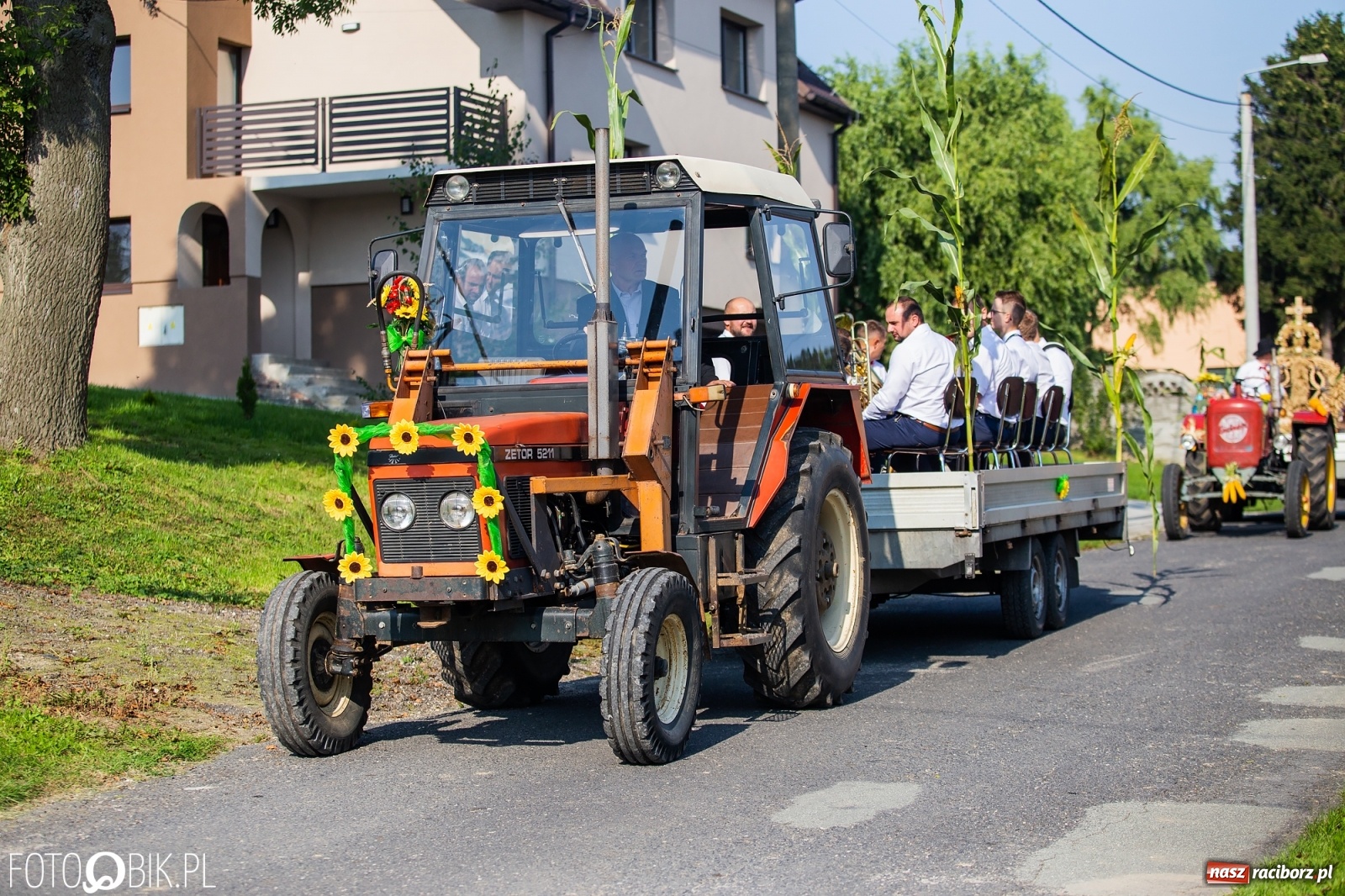 Zdjęcie w galerii na portalu naszraciborz.pl: Dożynki w parafii Łubowice. Korowód wyruszył z Ligoty Książęcej wiadomości z regionu
