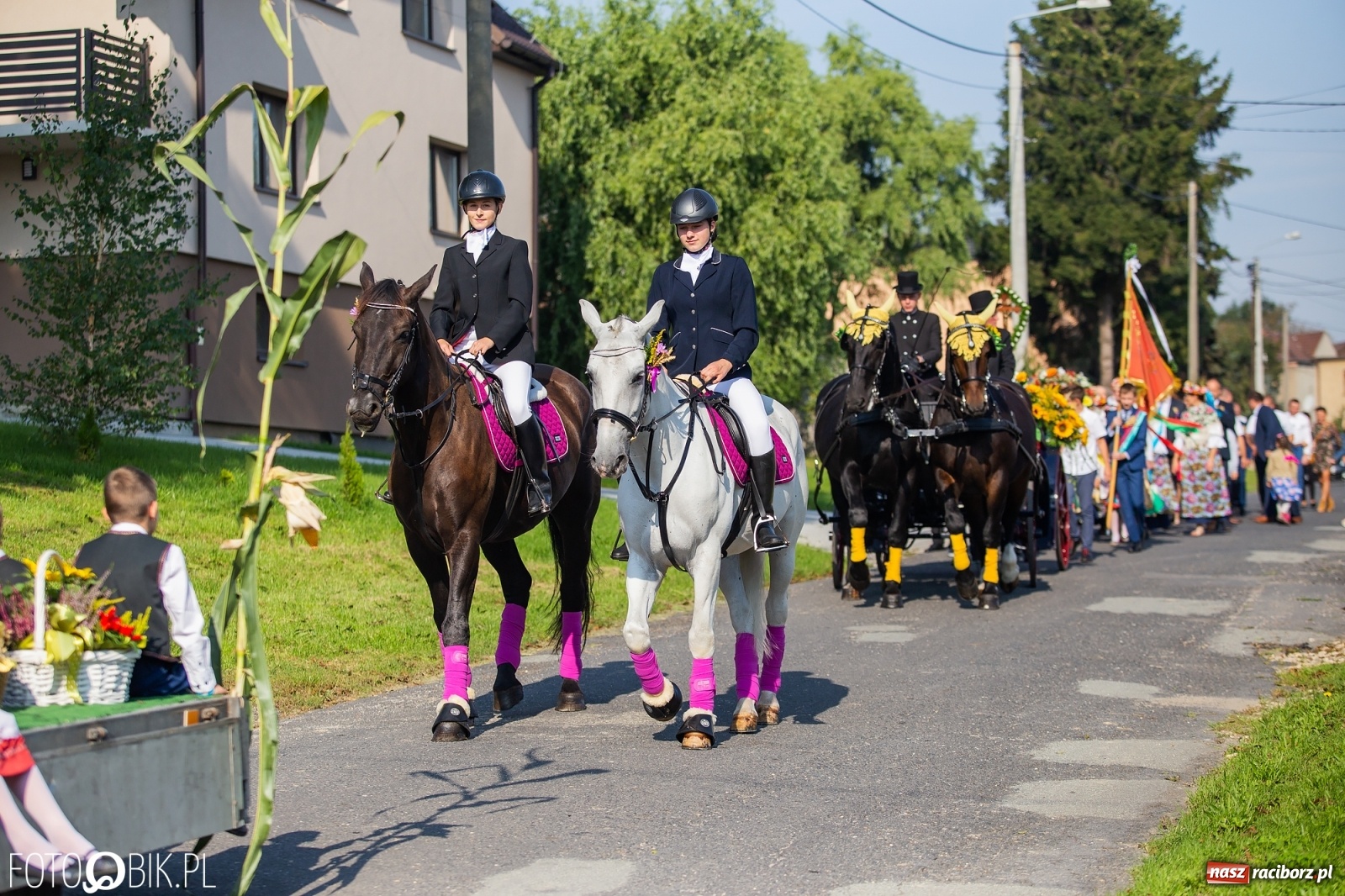 Zdjęcie w galerii na portalu naszraciborz.pl: Dożynki w parafii Łubowice. Korowód wyruszył z Ligoty Książęcej wiadomości z regionu