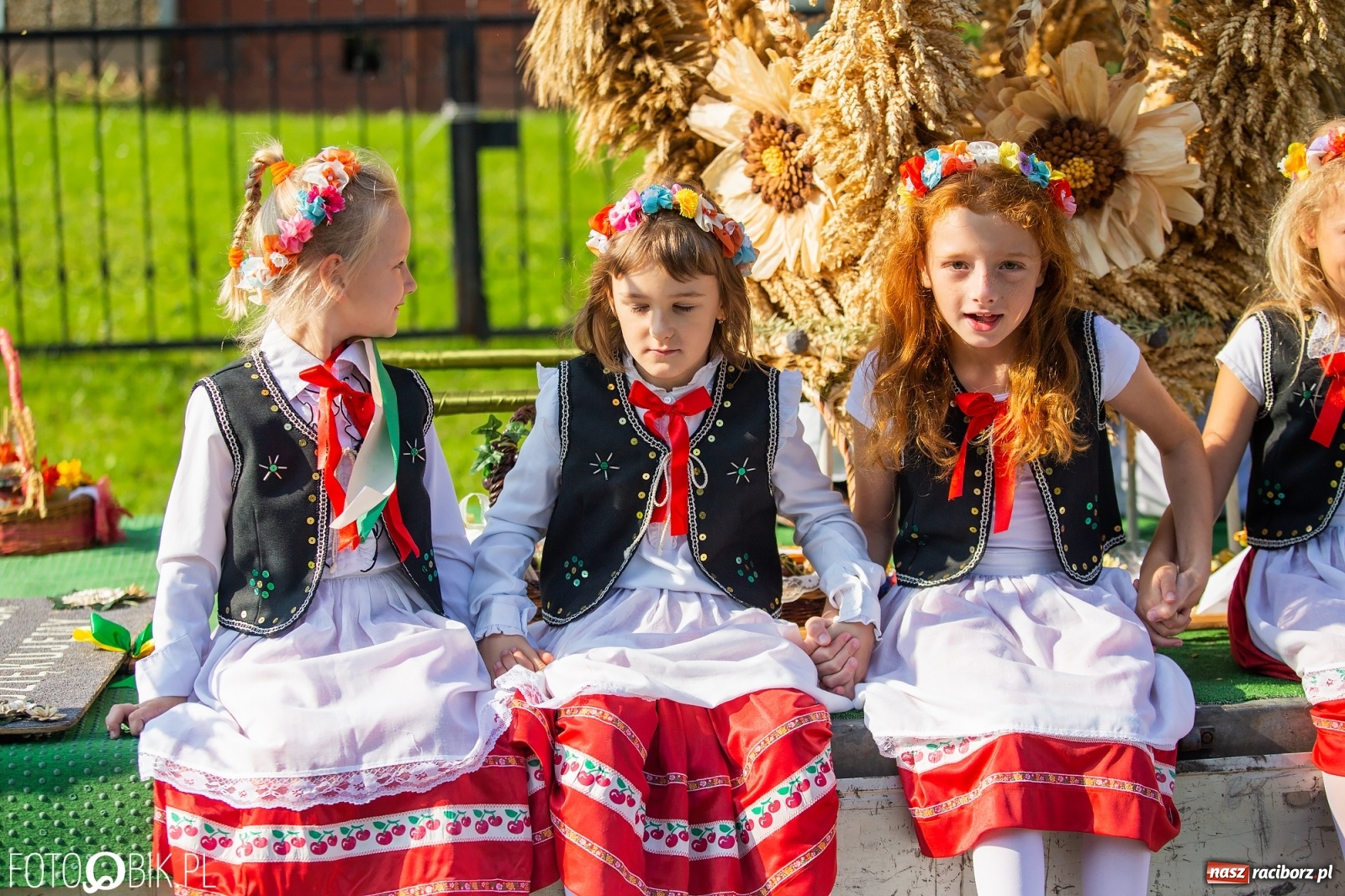 Zdjęcie w galerii na portalu naszraciborz.pl: Dożynki w parafii Łubowice. Korowód wyruszył z Ligoty Książęcej wiadomości z regionu