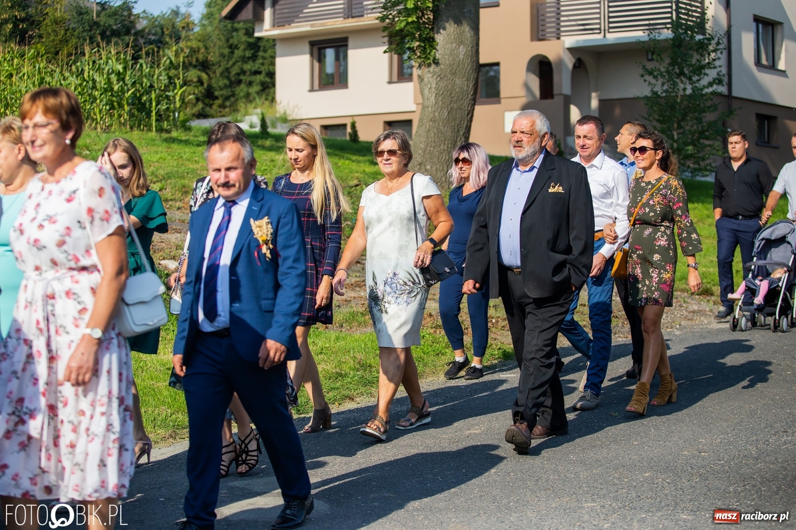 Zdjęcie w galerii na portalu naszraciborz.pl: Dożynki w parafii Łubowice. Korowód wyruszył z Ligoty Książęcej wiadomości z regionu