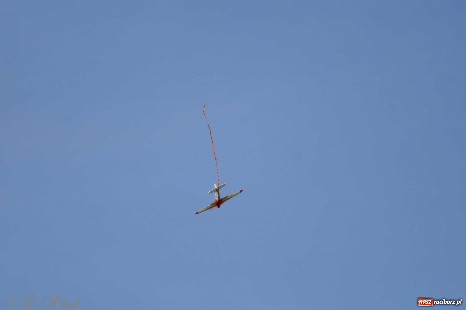 Zdjęcie w galerii na portalu naszraciborz.pl: Raciborskie air show przyciągnęło tłumy  wiadomości z regionu