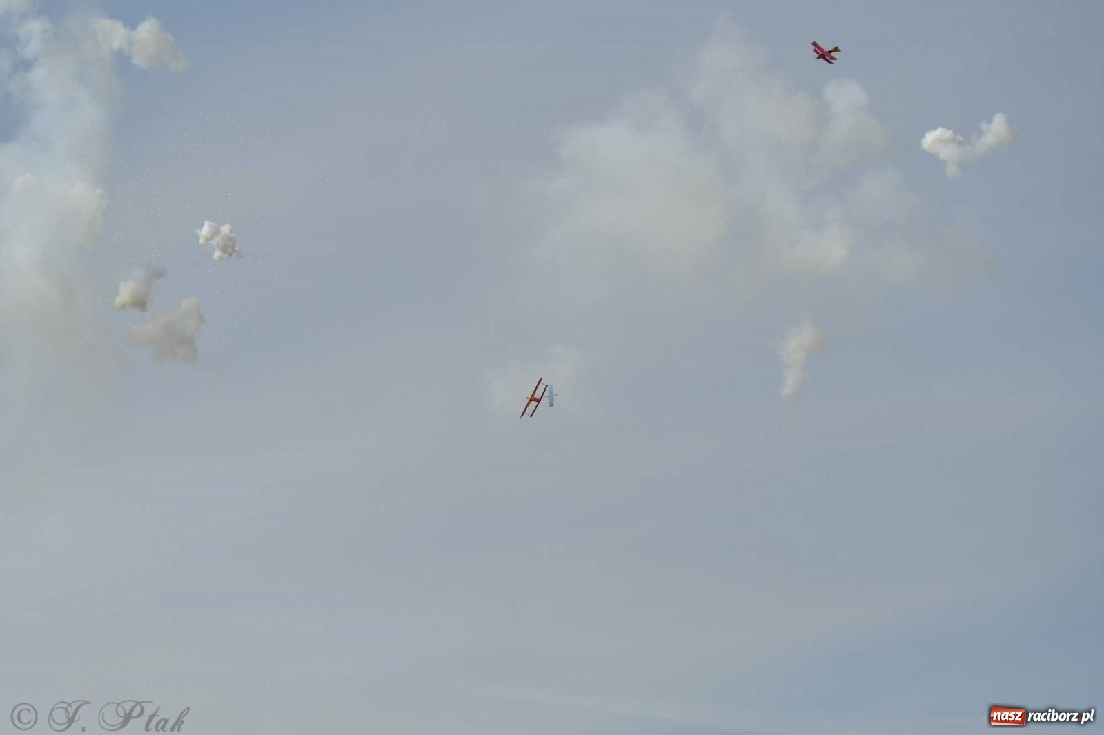 Zdjęcie w galerii na portalu naszraciborz.pl: Raciborskie air show przyciągnęło tłumy  wiadomości z regionu