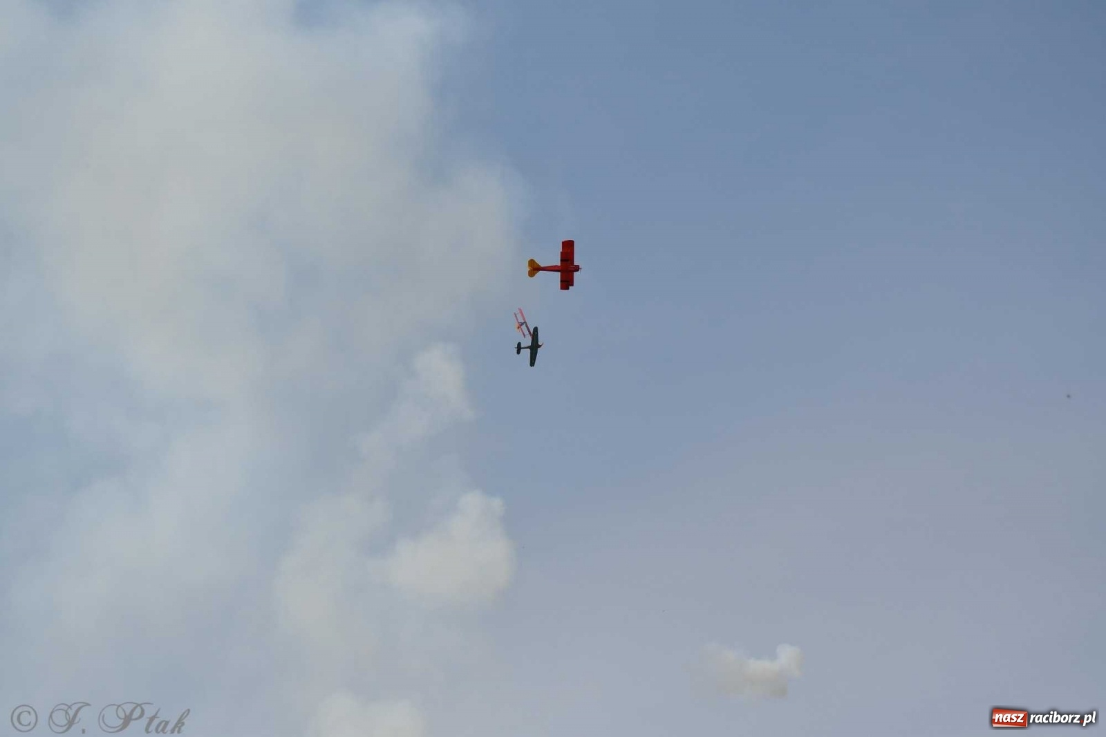 Zdjęcie w galerii na portalu naszraciborz.pl: Raciborskie air show przyciągnęło tłumy  wiadomości z regionu