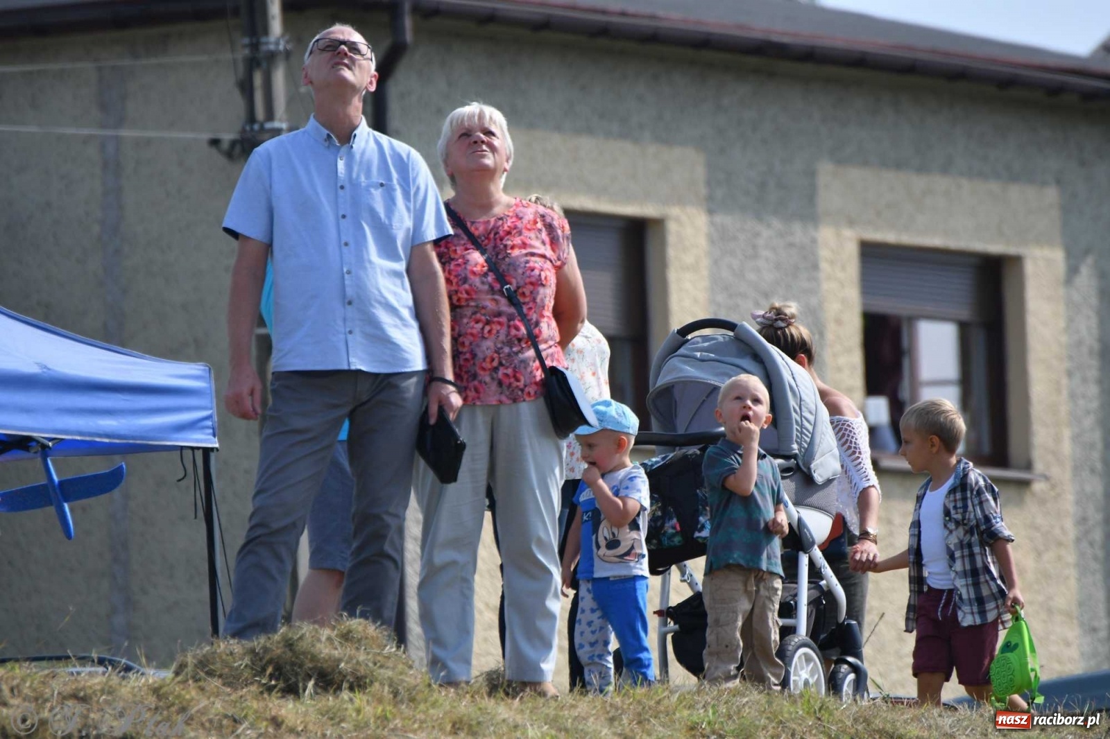 Zdjęcie w galerii na portalu naszraciborz.pl: Raciborskie air show przyciągnęło tłumy  wiadomości z regionu