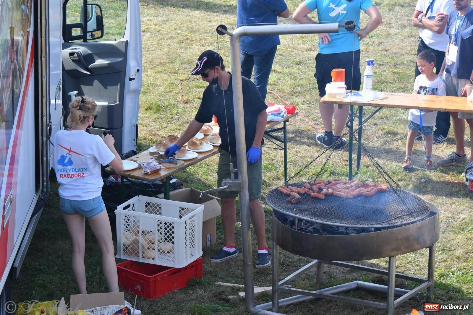 Zdjęcie w galerii na portalu naszraciborz.pl: Raciborskie air show przyciągnęło tłumy  wiadomości z regionu