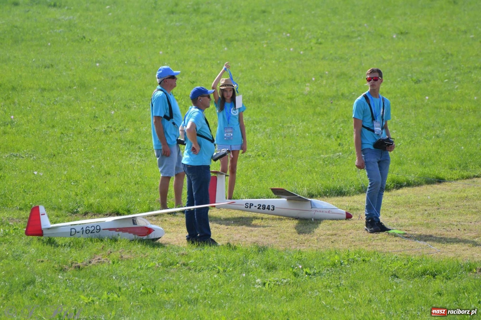 Zdjęcie w galerii na portalu naszraciborz.pl: Raciborskie air show przyciągnęło tłumy  wiadomości z regionu