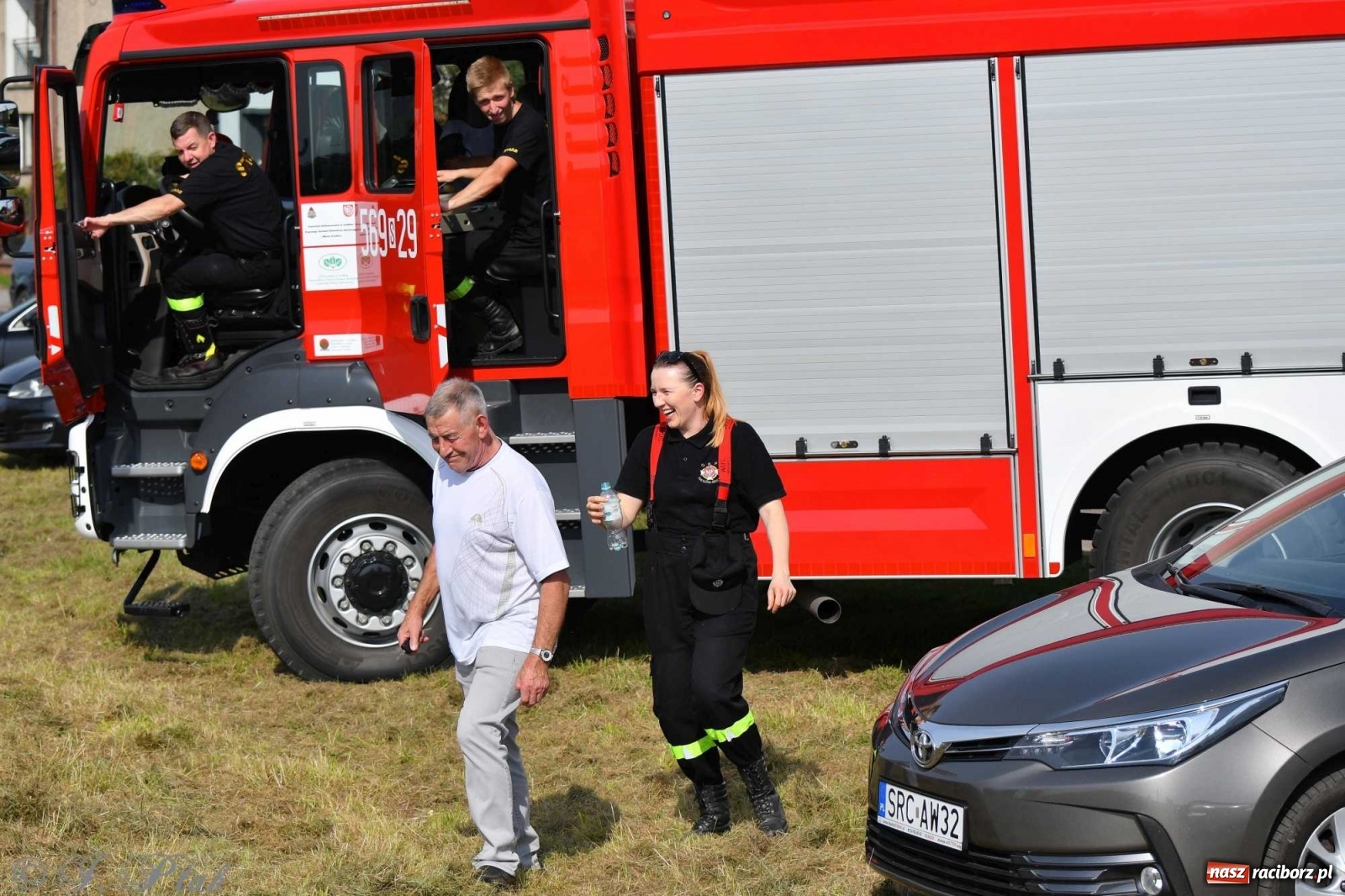 Zdjęcie w galerii na portalu naszraciborz.pl: Raciborskie air show przyciągnęło tłumy  wiadomości z regionu