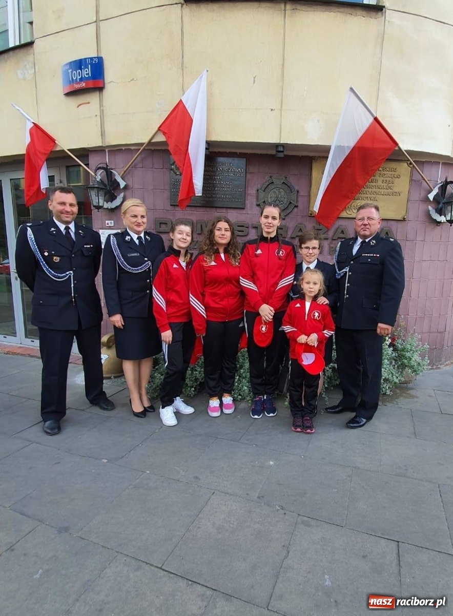 Zdjęcie w galerii na portalu naszraciborz.pl: Druhowie z Samborowic odebrali tytuł wyróżnionej MDP [FOTO] wiadomości z regionu