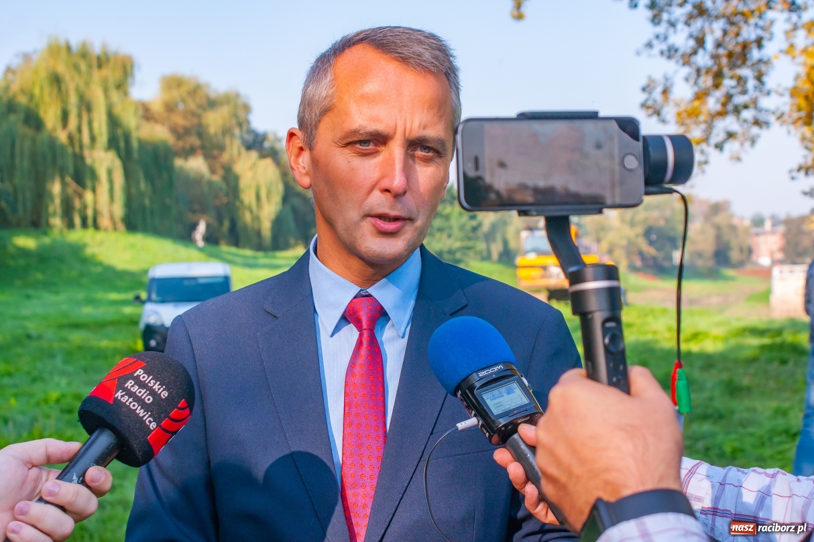 Zdjęcie w galerii na portalu naszraciborz.pl: Budowa lewobrzeżnych bulwarów symbolicznie rozpoczęta [FOTO i WIDEO] wiadomości z regionu