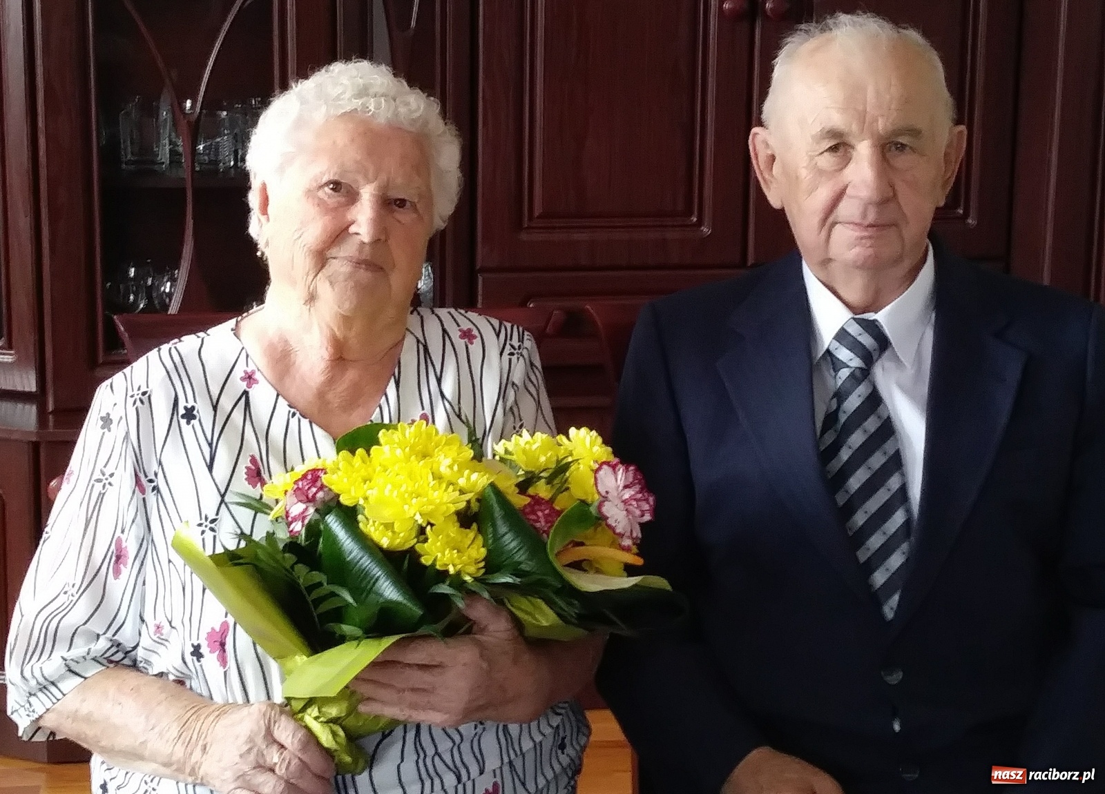 Zdjęcie w galerii na portalu naszraciborz.pl: Wójt Gminy Rudnik odwiedził jubilatów wiadomości z regionu