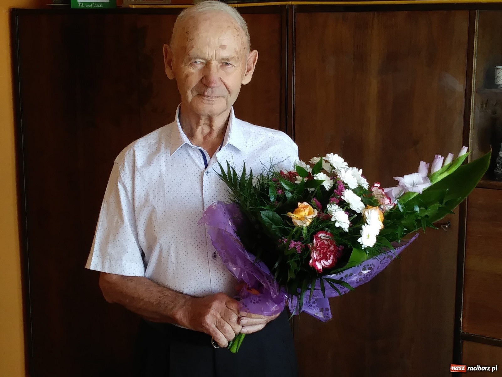 Zdjęcie w galerii na portalu naszraciborz.pl: Wójt Gminy Rudnik odwiedził jubilatów wiadomości z regionu