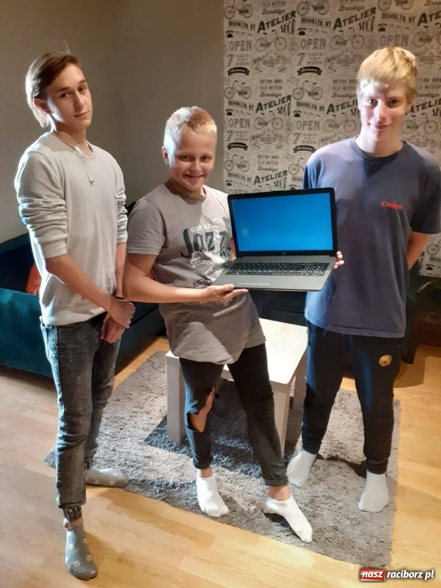 Zdjęcie w galerii na portalu naszraciborz.pl: Pomoce naukowe dla placówek opiekuńczo-wychowawczych wiadomości z regionu