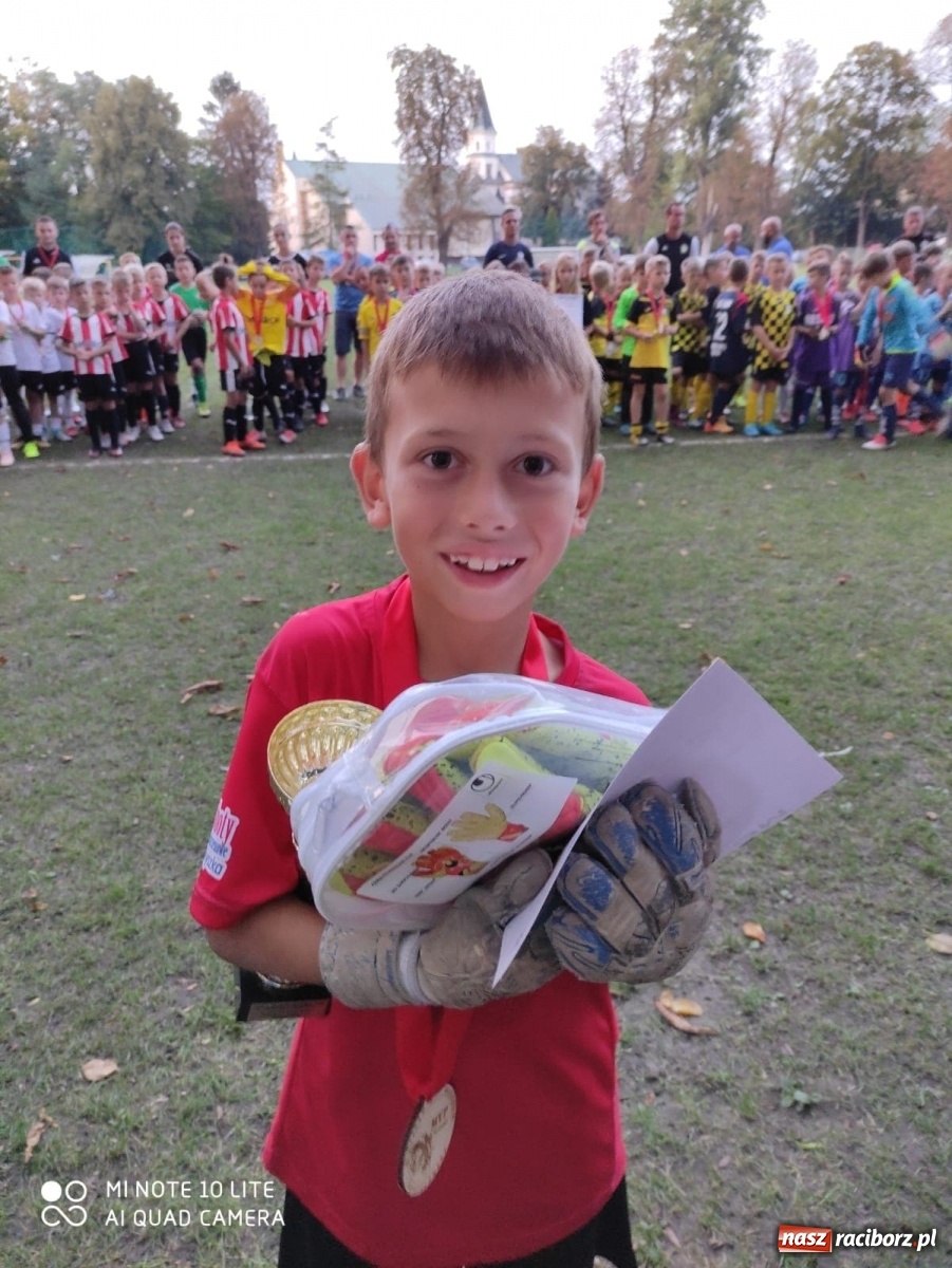 Zdjęcie w galerii na portalu naszraciborz.pl: Ogromny sukces piłkarzy z Górek Śląskich na Turnieju Smoka w Krakowie wiadomości z regionu