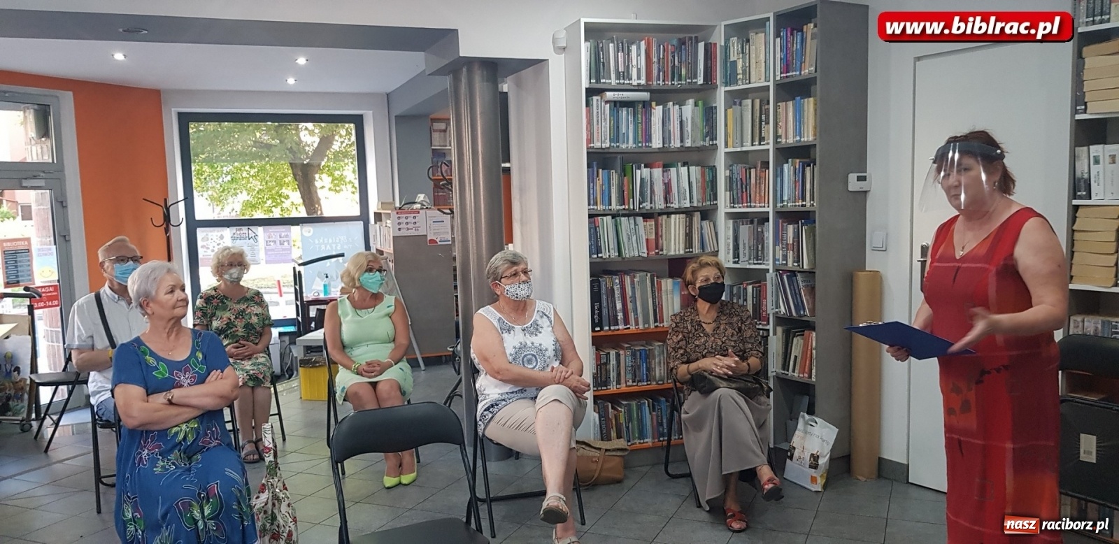 Zdjęcie w galerii na portalu naszraciborz.pl: Biblioteczne kluby na Ostrogu znów w akcji wiadomości z regionu