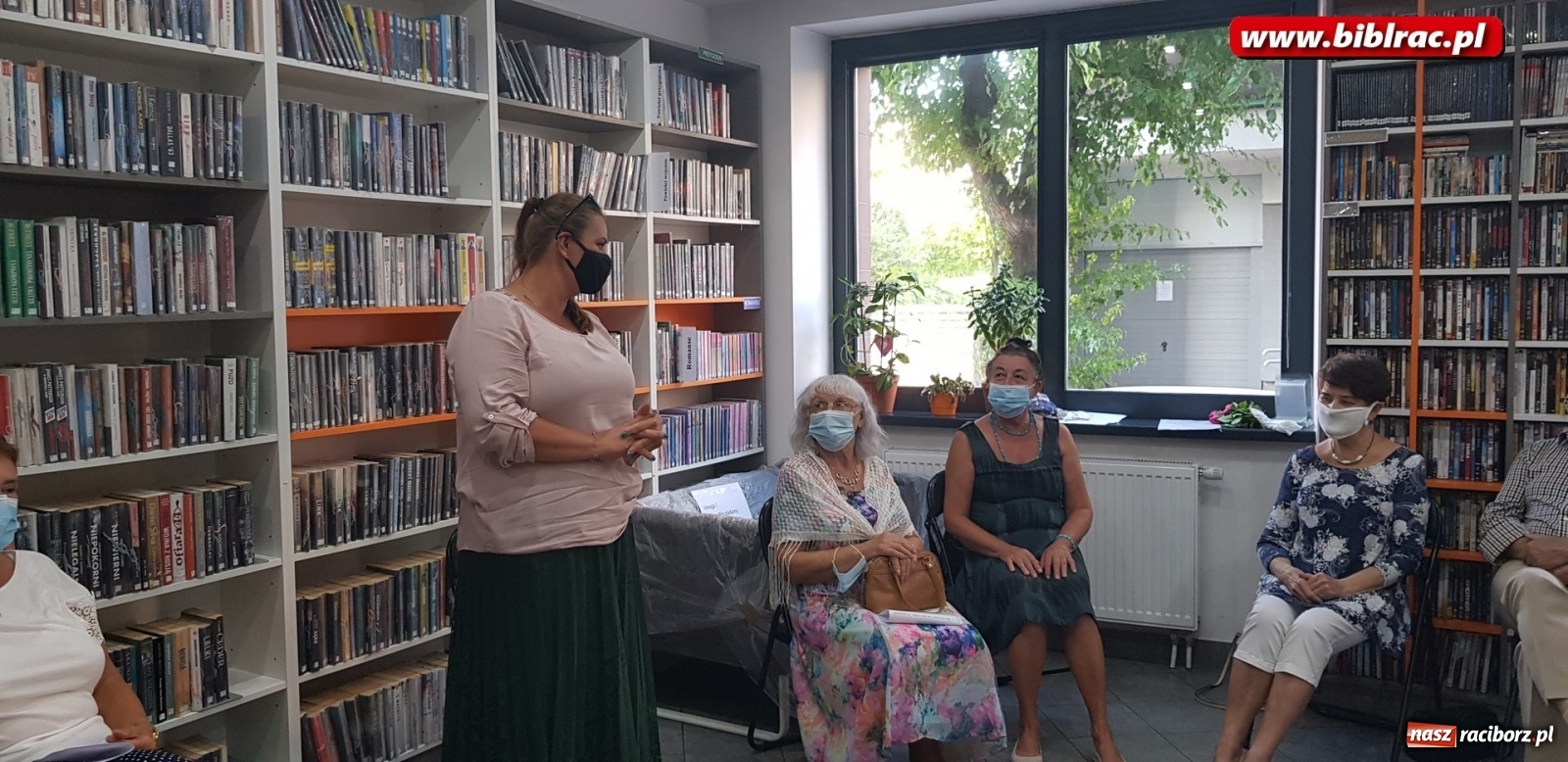 Zdjęcie w galerii na portalu naszraciborz.pl: Biblioteczne kluby na Ostrogu znów w akcji wiadomości z regionu