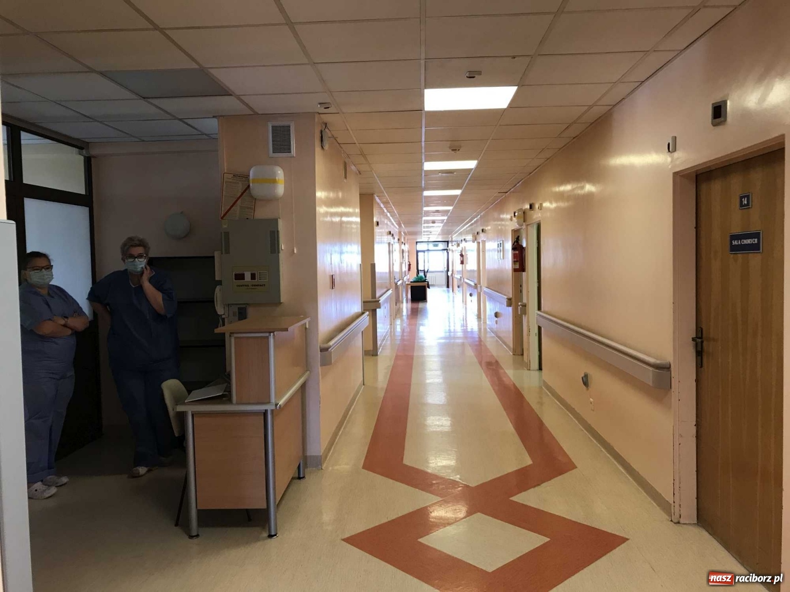 Zdjęcie w galerii na portalu naszraciborz.pl: Szpital w Raciborzu szykuje się na przyjęcia pacjentów niecovidowych. Najważniejsze informacje oraz WIDEO z przygotowanych sal wiadomości z regionu