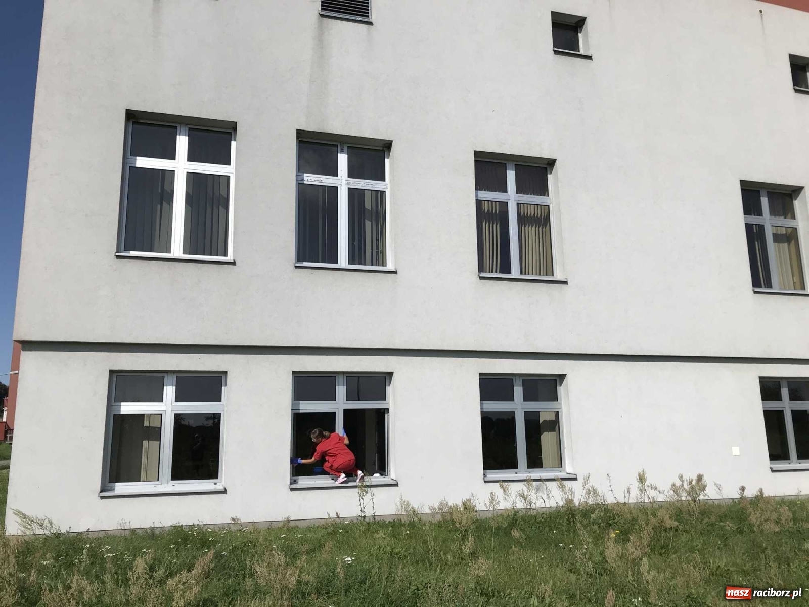 Zdjęcie w galerii na portalu naszraciborz.pl: Szpital w Raciborzu szykuje się na przyjęcia pacjentów niecovidowych. Najważniejsze informacje oraz WIDEO z przygotowanych sal wiadomości z regionu